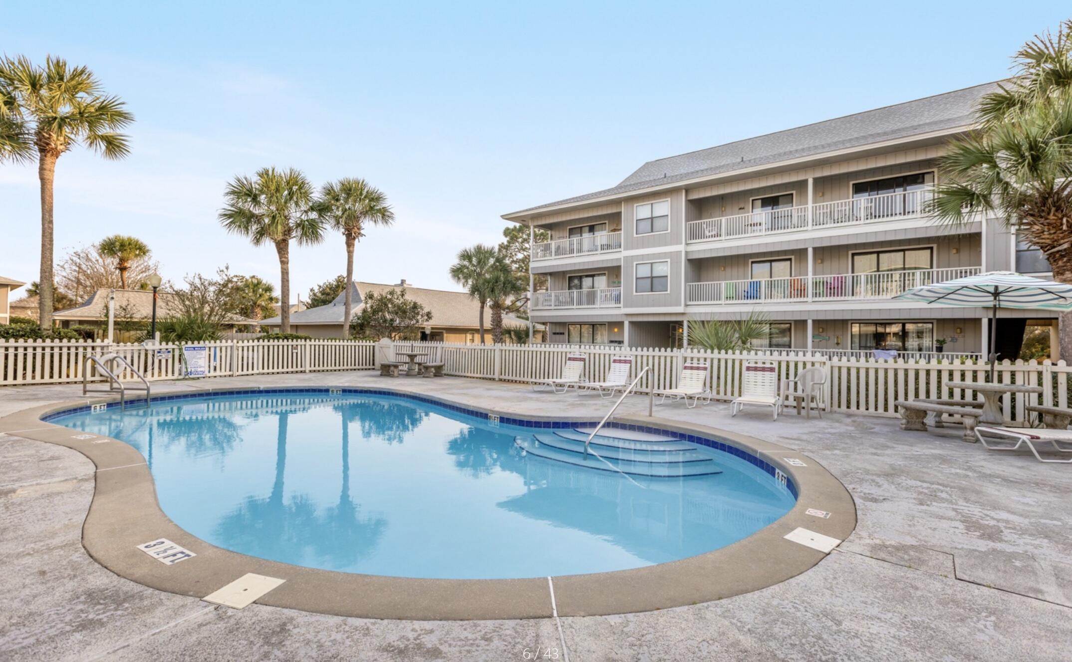 BEACHWOOD VILLAS CONDO - Residential