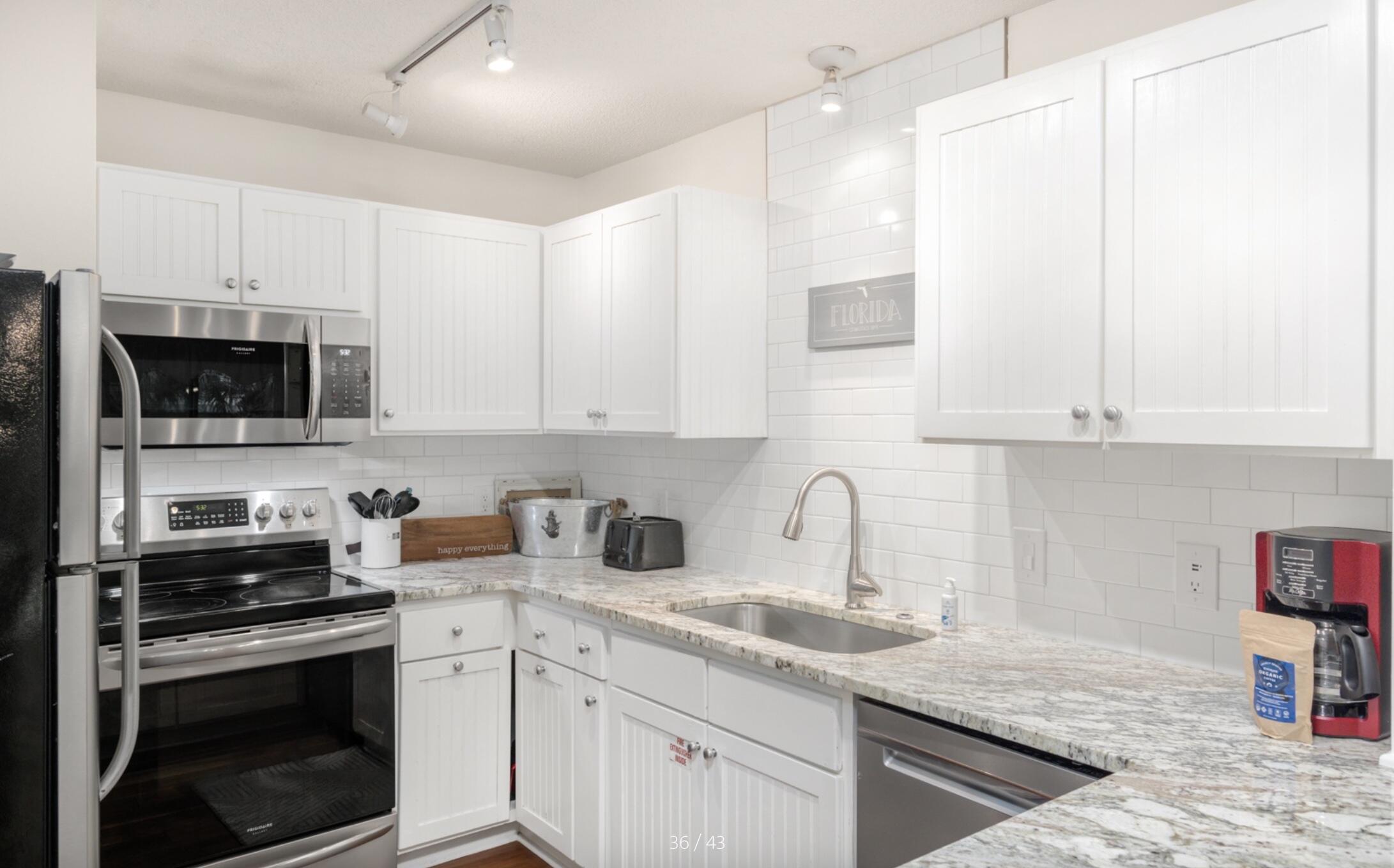 BEACHWOOD VILLAS CONDO - Residential