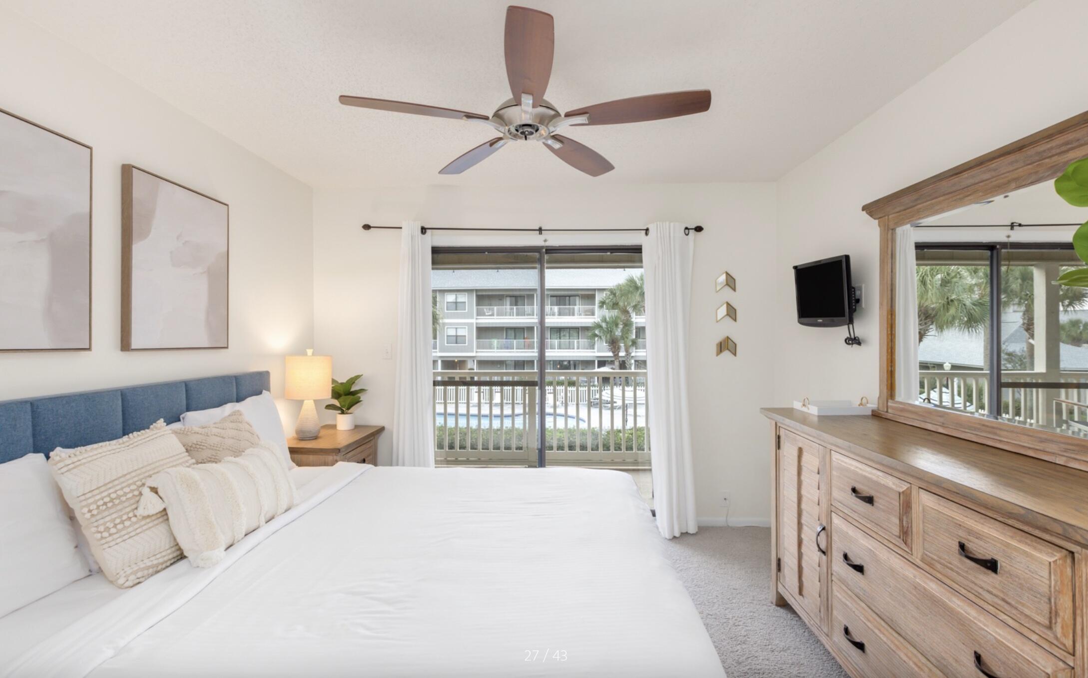 BEACHWOOD VILLAS CONDO - Residential
