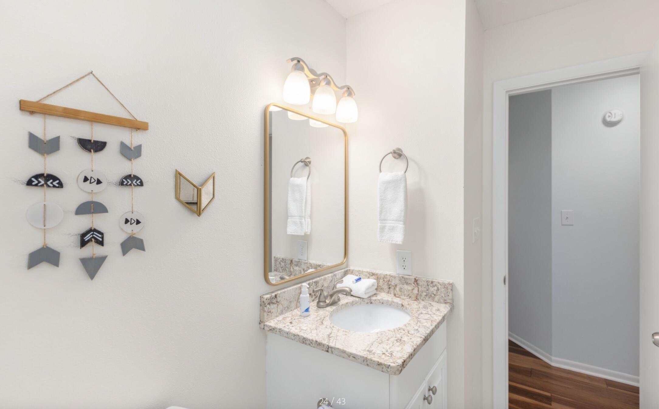 BEACHWOOD VILLAS CONDO - Residential