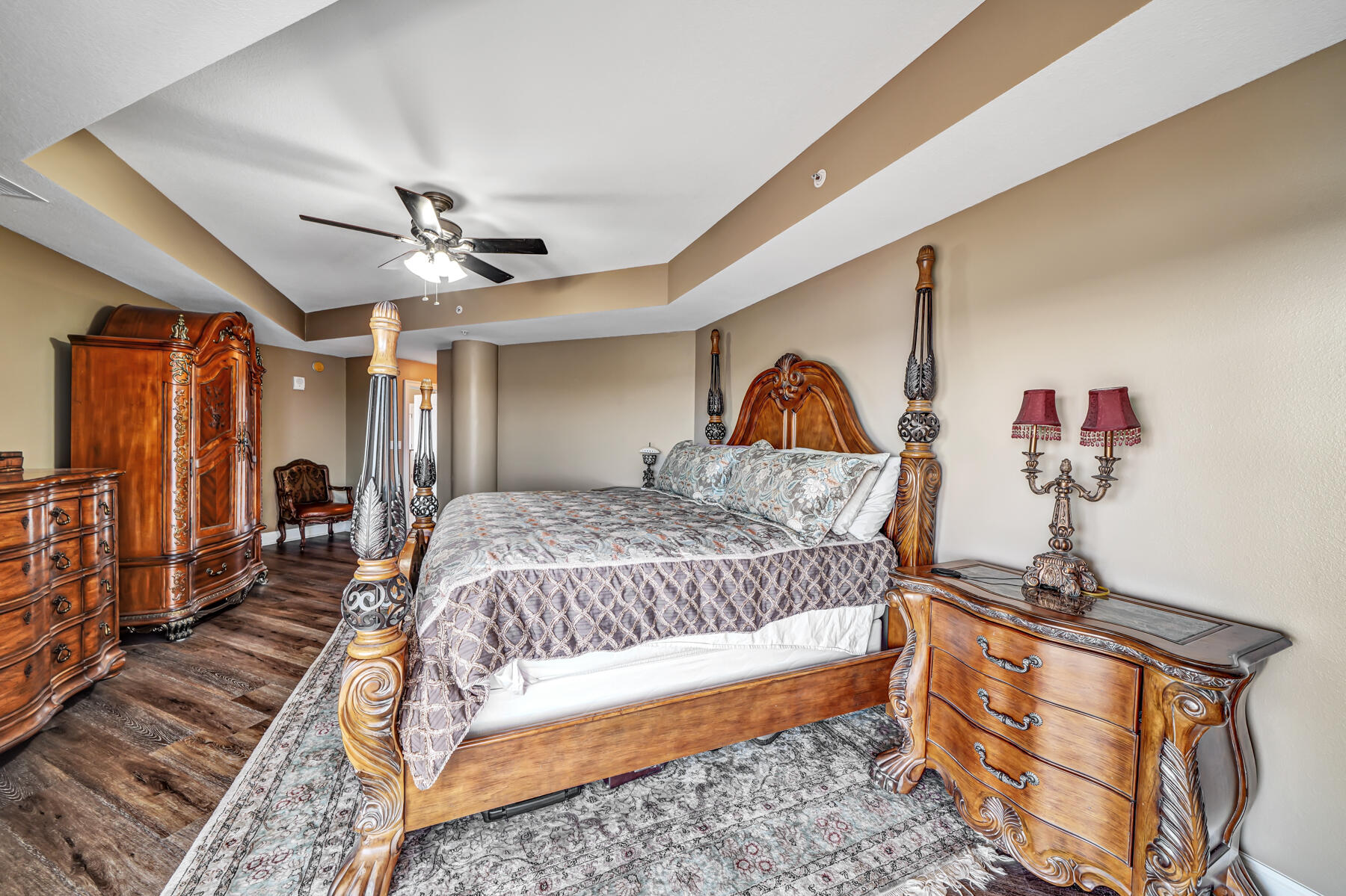 PRESIDIO YACHT CLUB - Residential