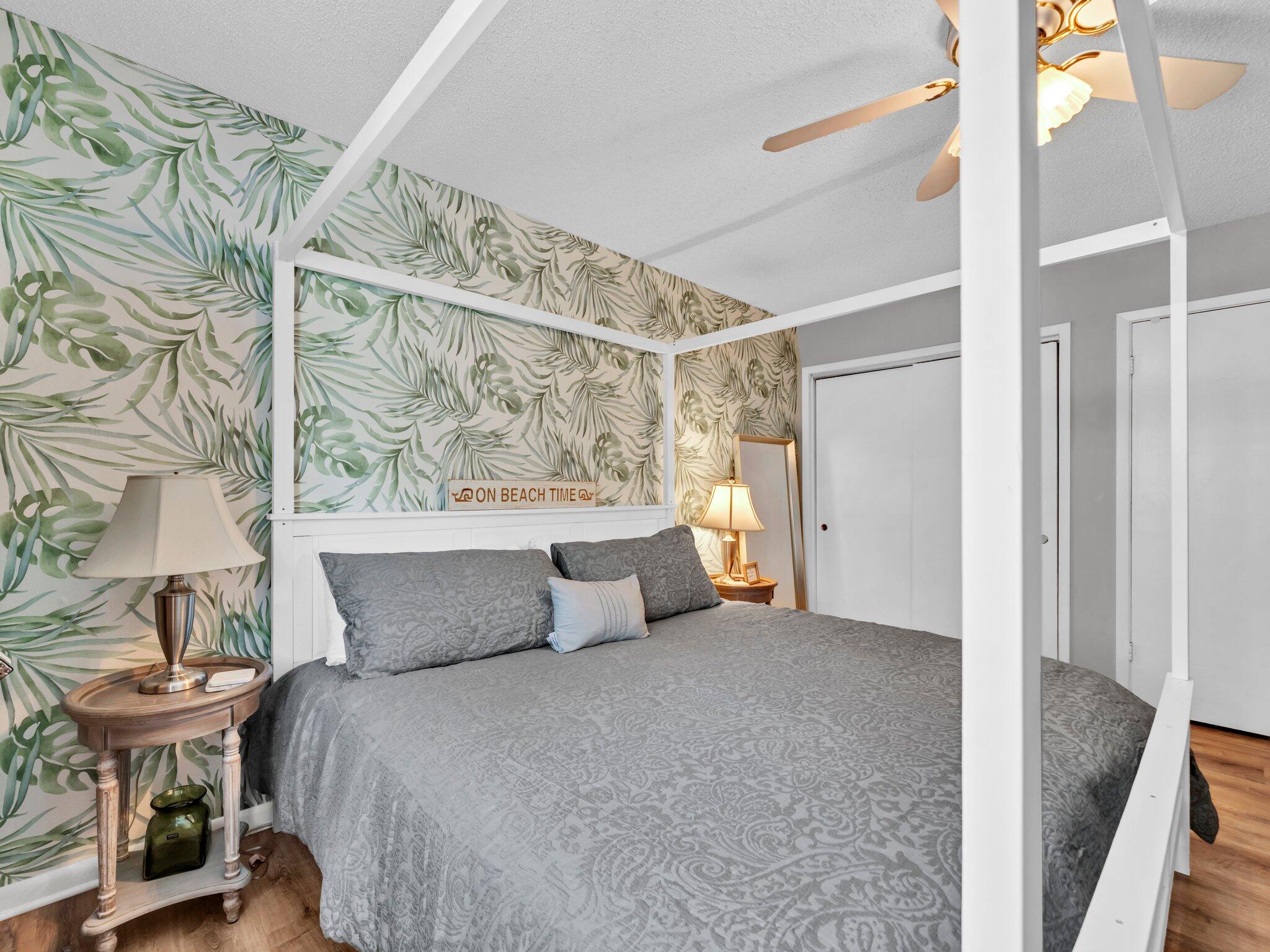 SURFSONG CONDO OF DESTIN - Residential