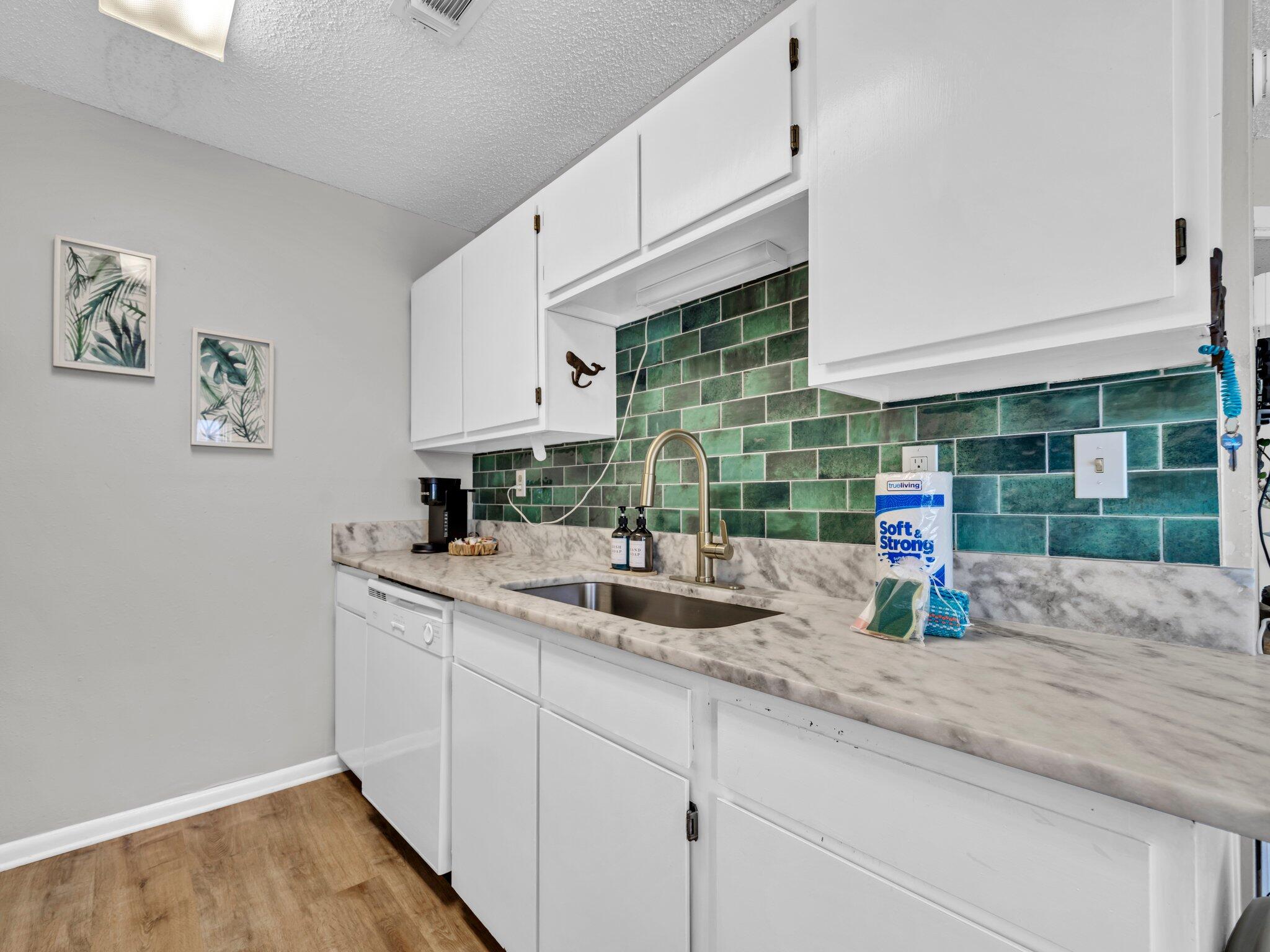 SURFSONG CONDO OF DESTIN - Residential