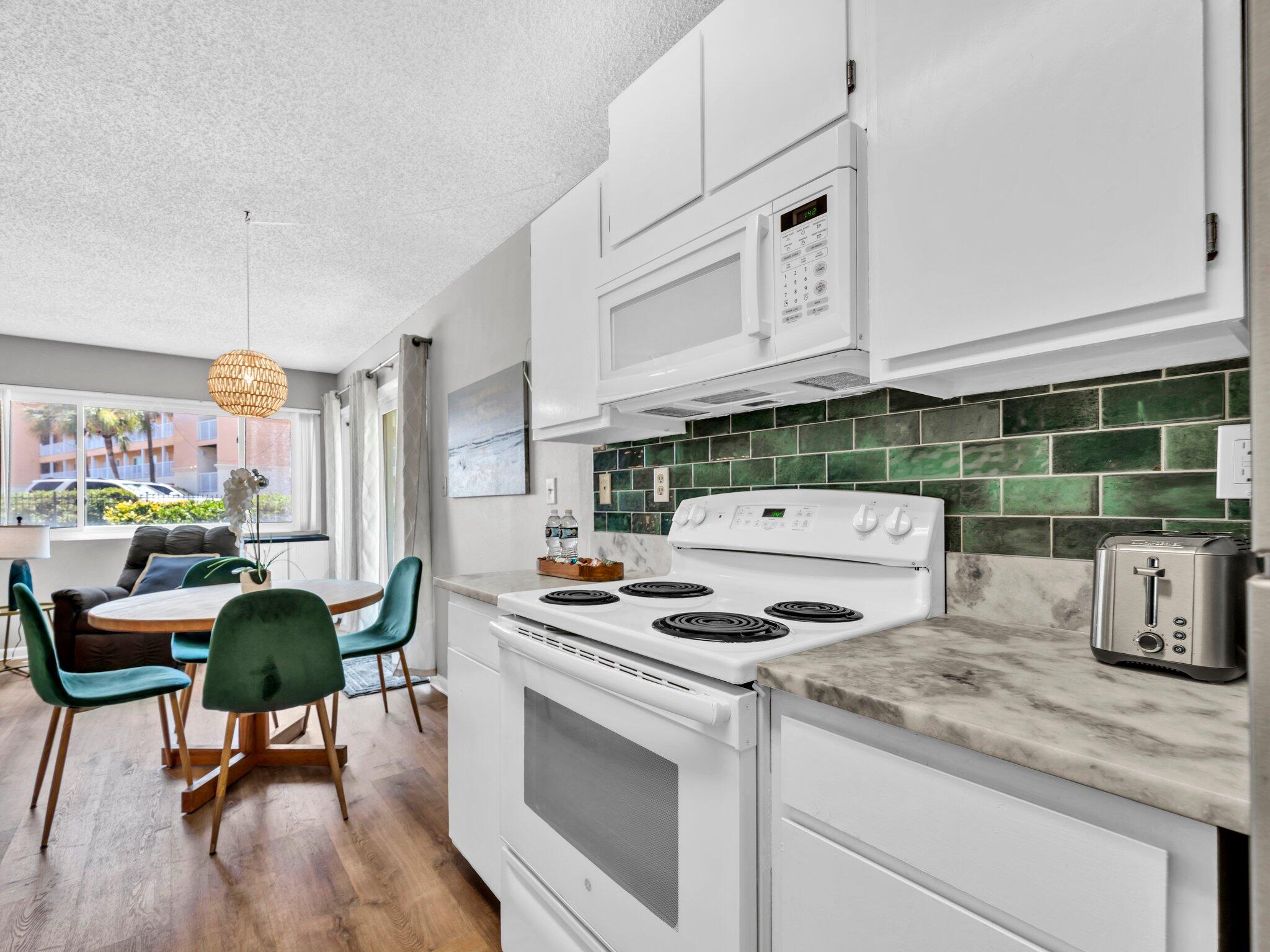 SURFSONG CONDO OF DESTIN - Residential