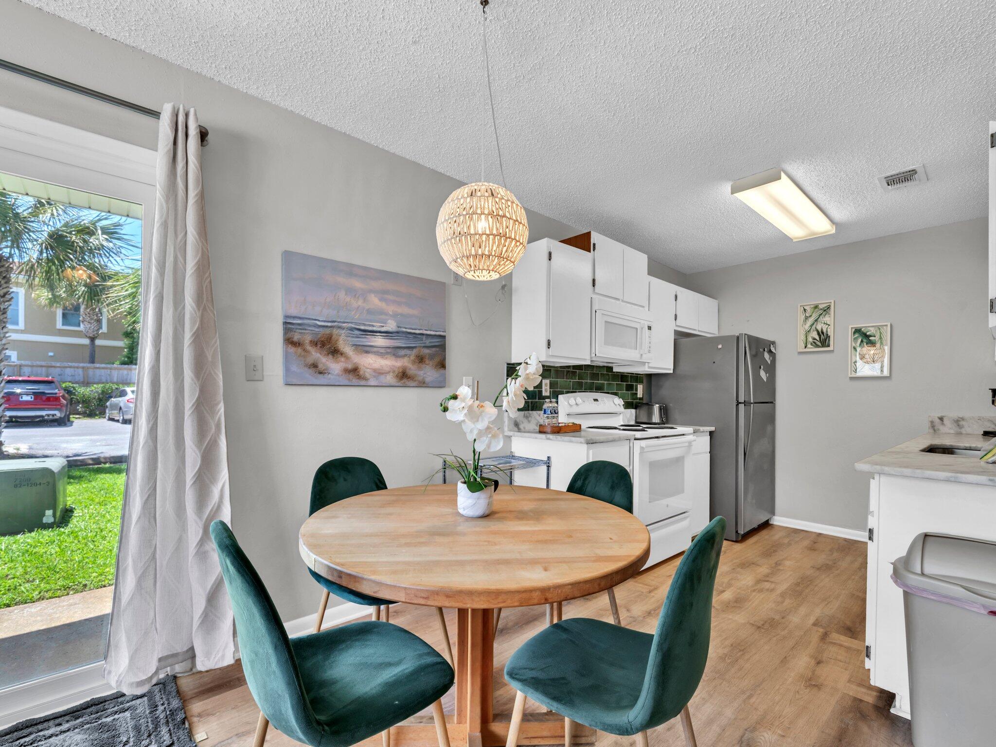 SURFSONG CONDO OF DESTIN - Residential