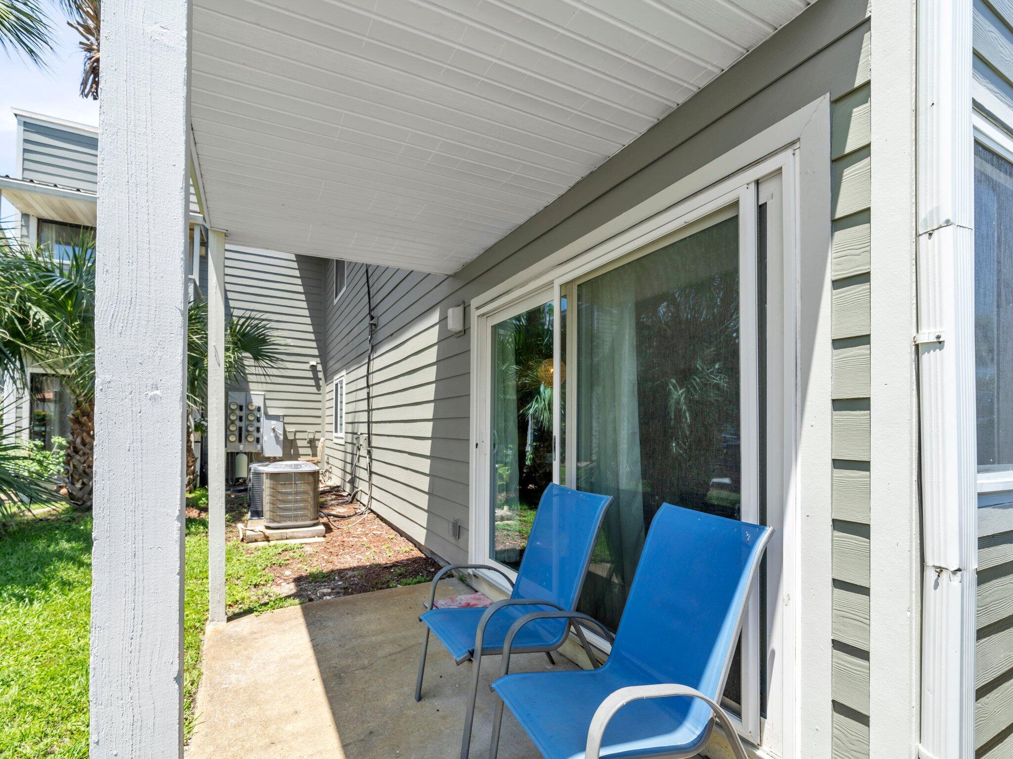 SURFSONG CONDO OF DESTIN - Residential