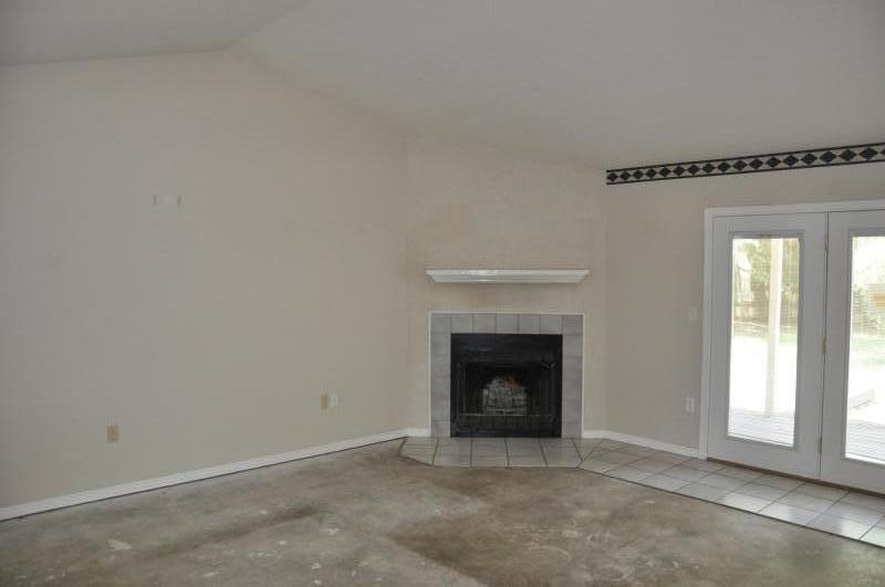 HILLTOP ACRES 1ST ADDN - Residential