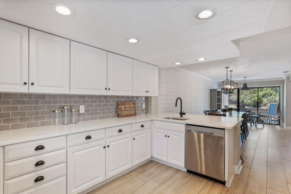 SANDPIPER VILLAGE CONDO - Residential