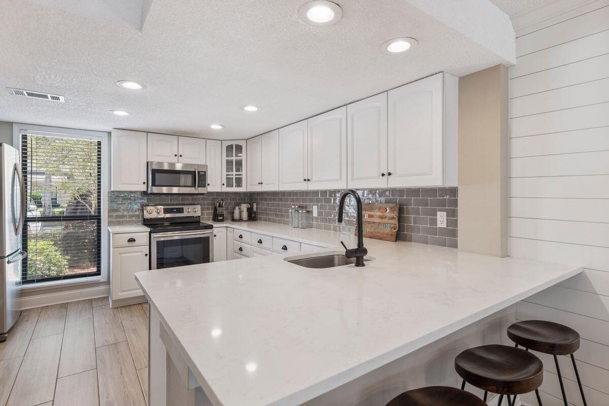 SANDPIPER VILLAGE CONDO - Residential
