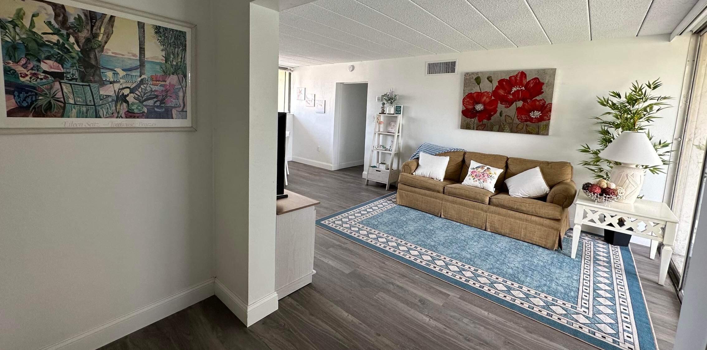 SEA PALM CONDO - Residential