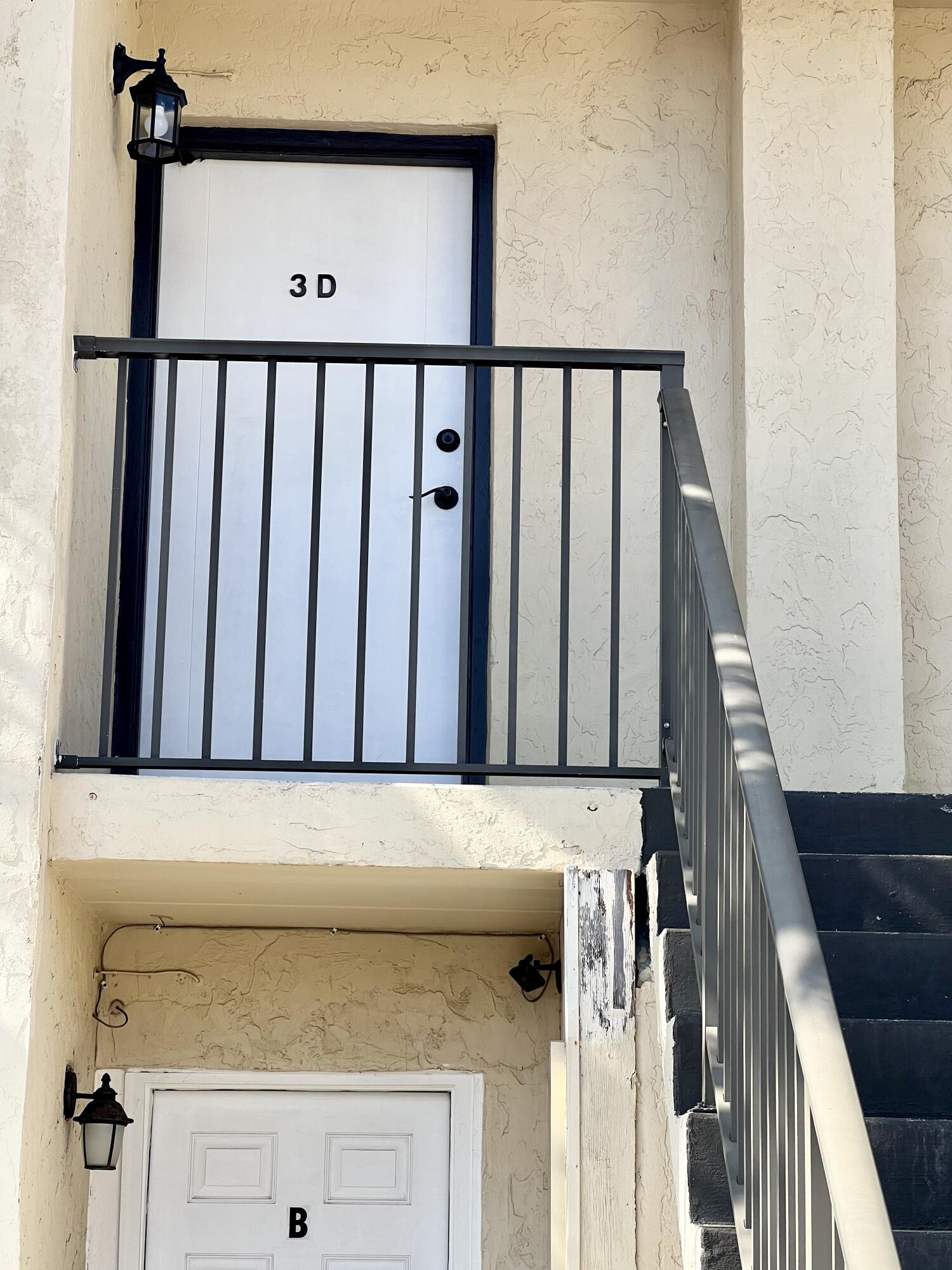 SEA PALM CONDO - Residential