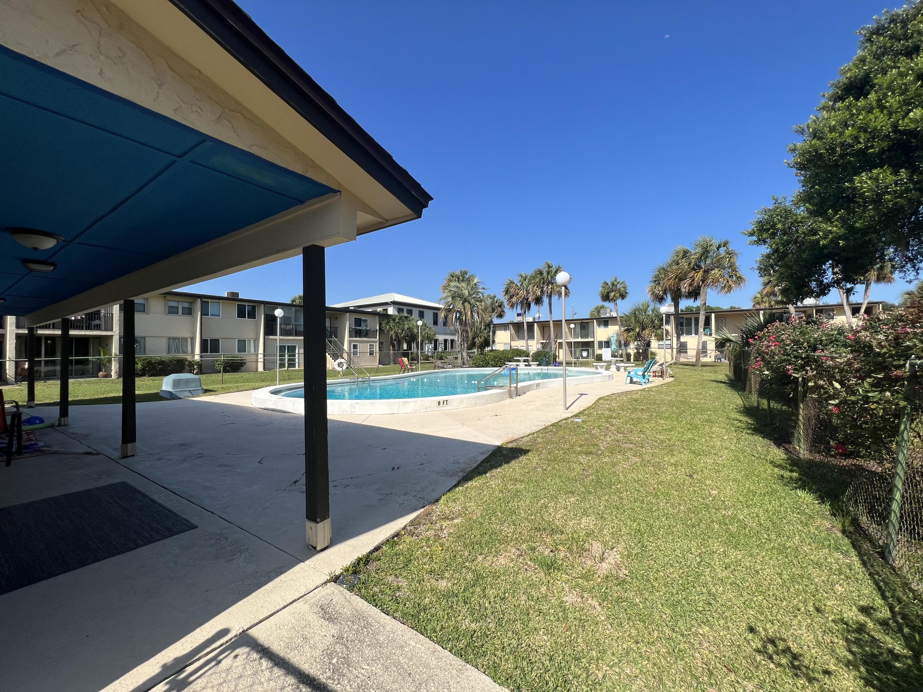 SEA PALM CONDO - Residential