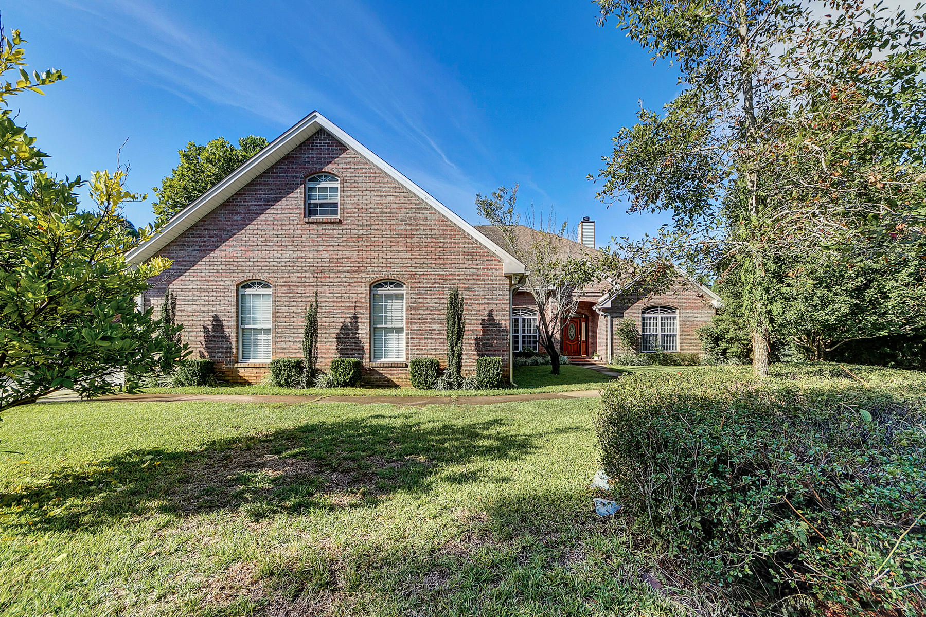 RAINTREE ESTATES - Residential