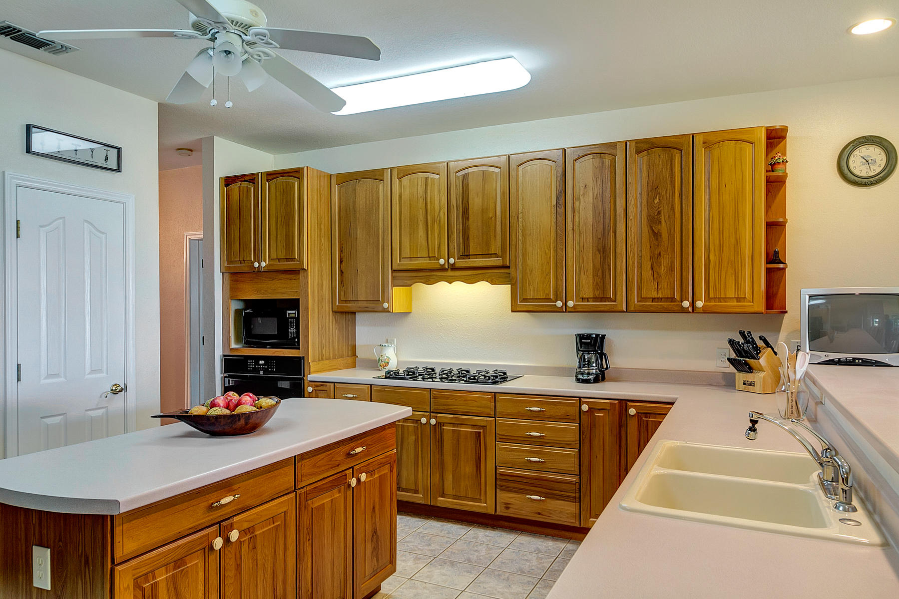 RAINTREE ESTATES - Residential