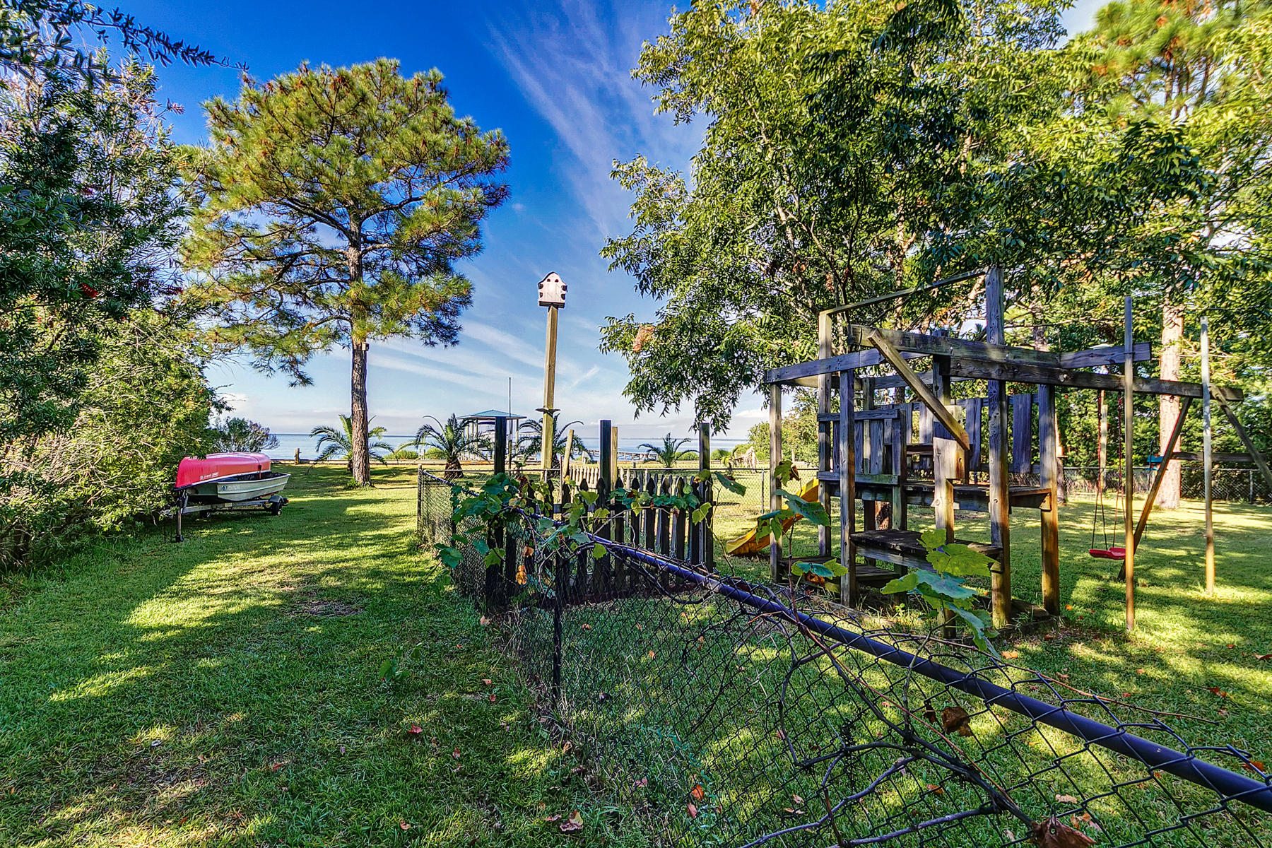 RAINTREE ESTATES - Residential