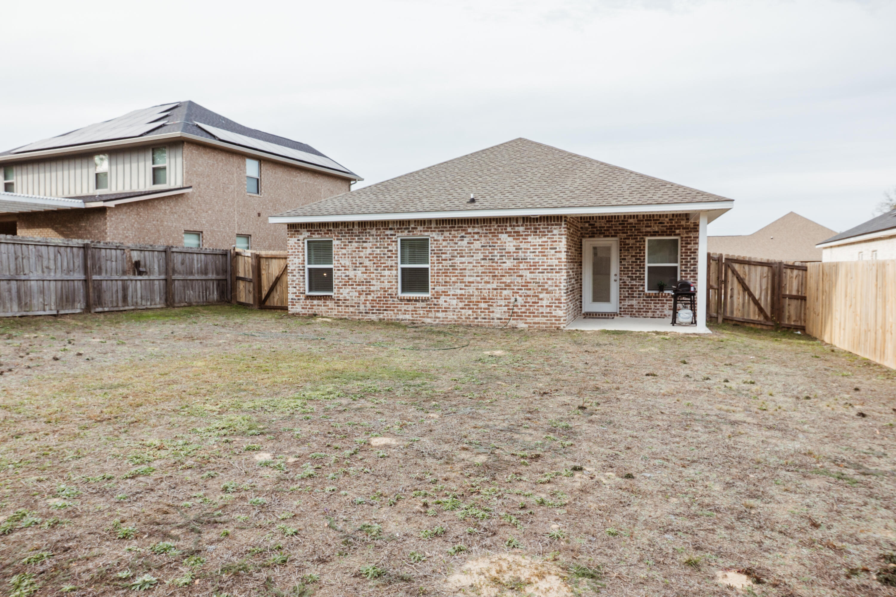 LIBERTY OAKS - Residential Lease