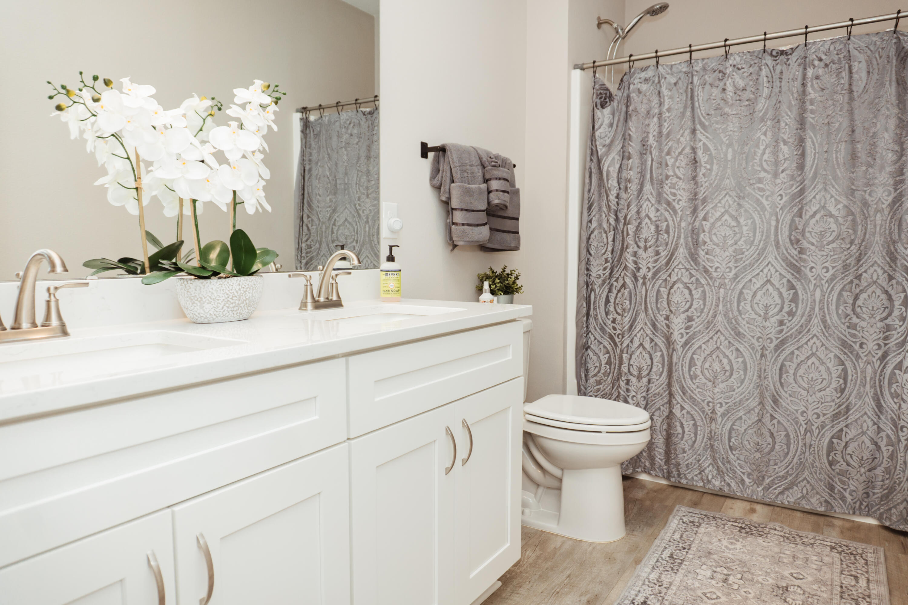 LIBERTY OAKS - Residential Lease