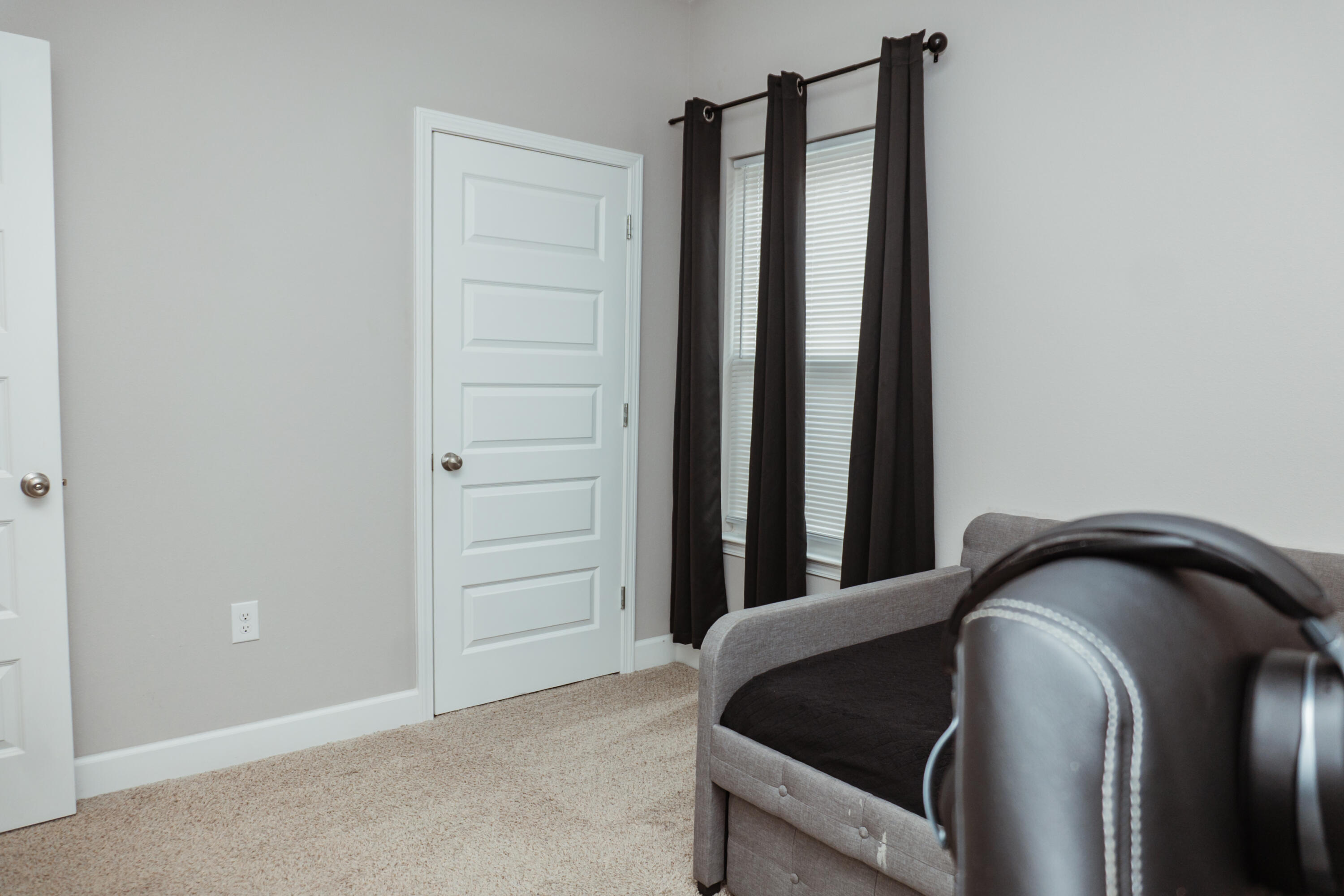 LIBERTY OAKS - Residential Lease