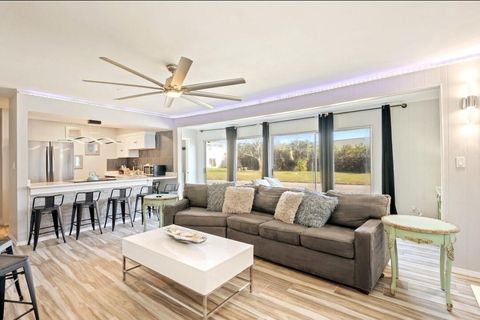 Photo of 4000 Gulf Terrace Drive #122, Destin, FL 32541 (MLS # 978927) Photo of 4000 Gulf Terrace Drive #122, Destin, FL 32541 (MLS # 978927)