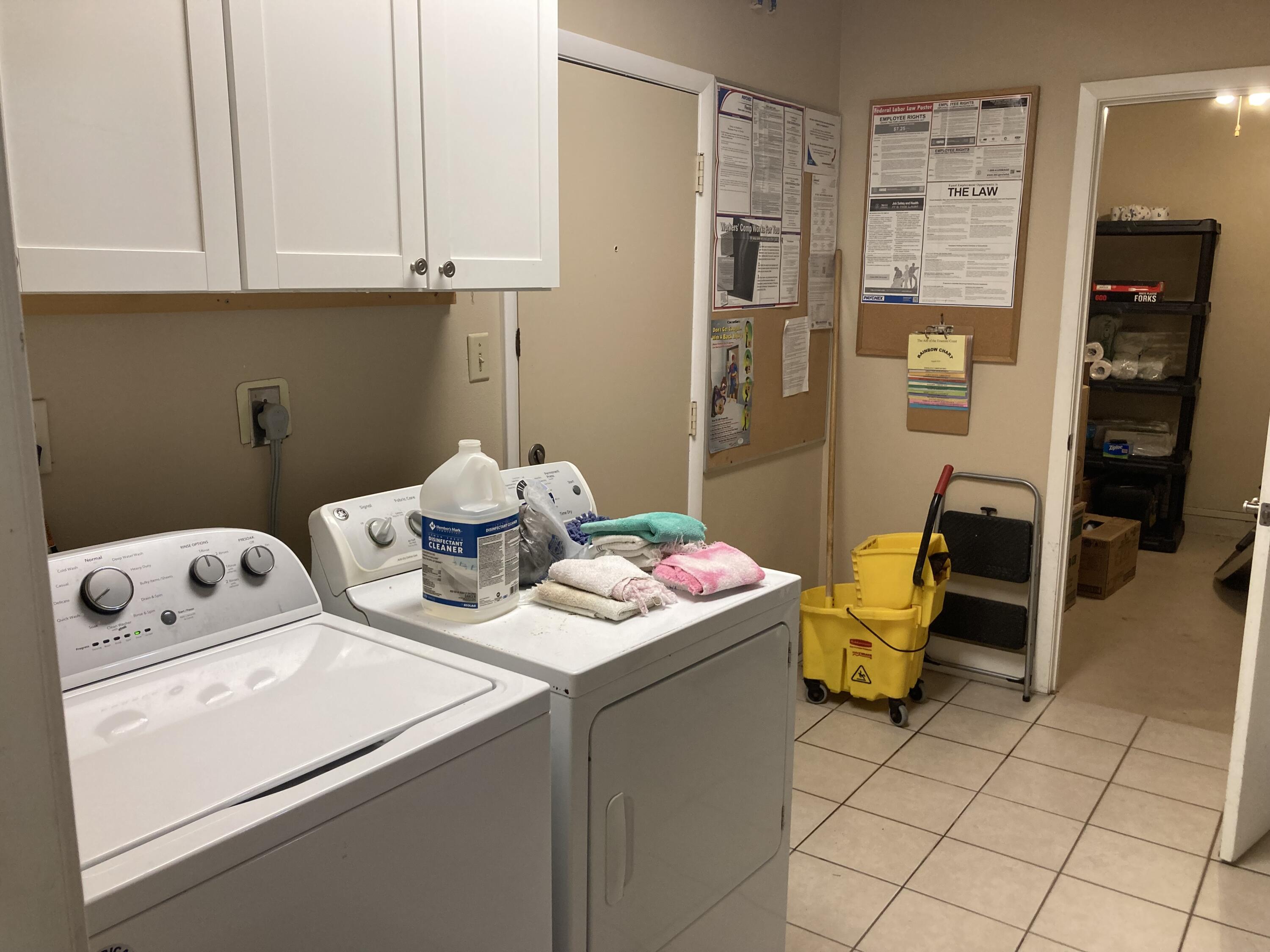 COLONIAL ESTATES - Residential