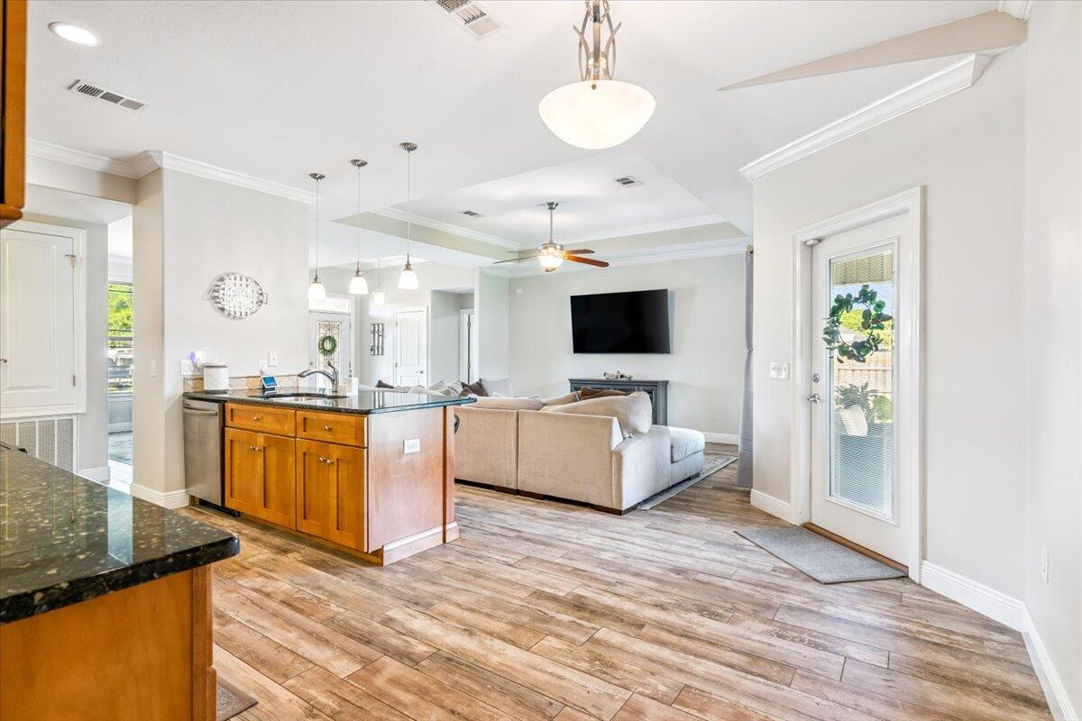 SANTA ROSA SHORES EAST - Residential