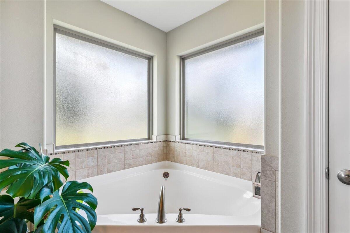 SANTA ROSA SHORES EAST - Residential