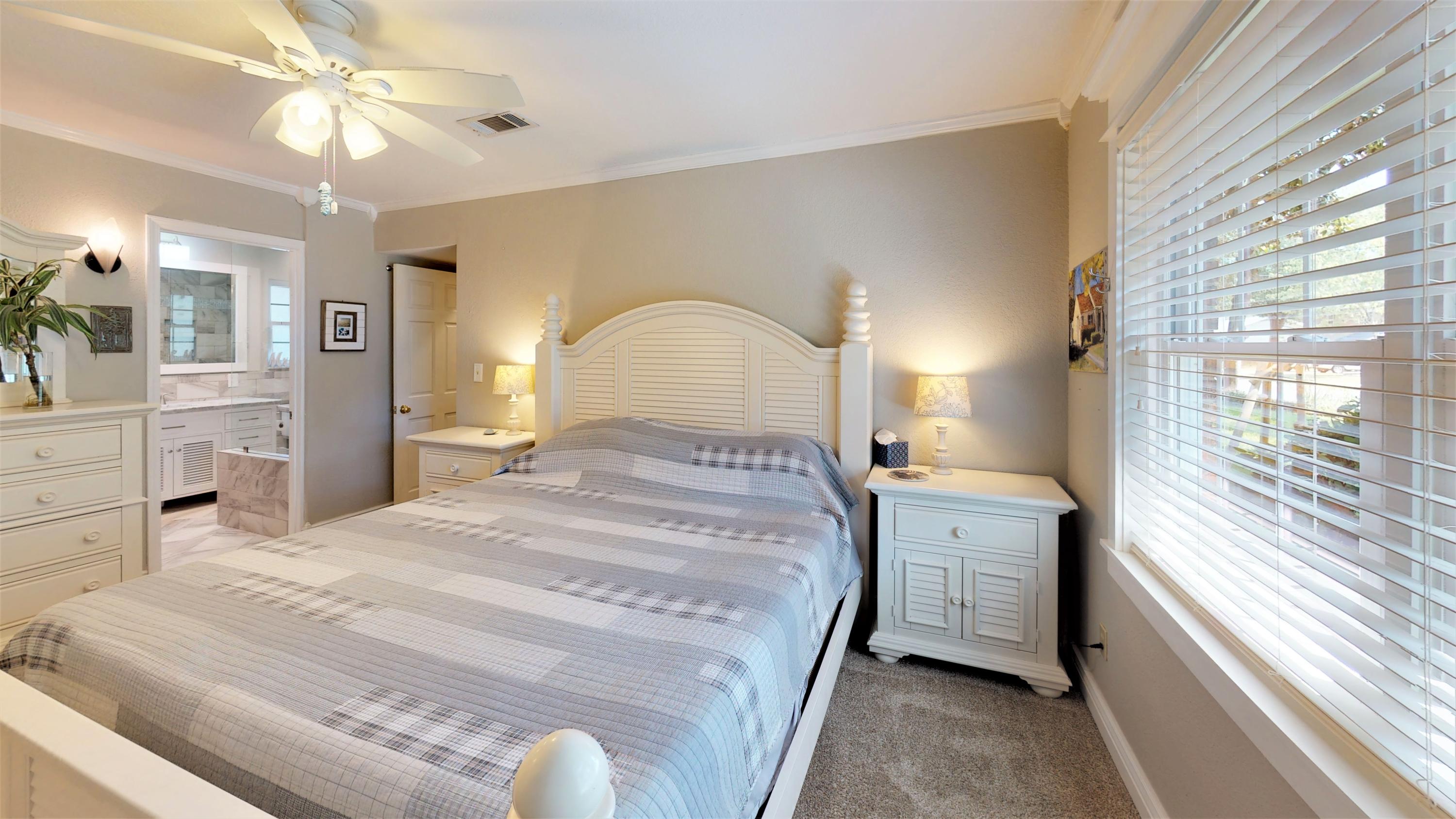 PINEWOOD ESTATES - Residential