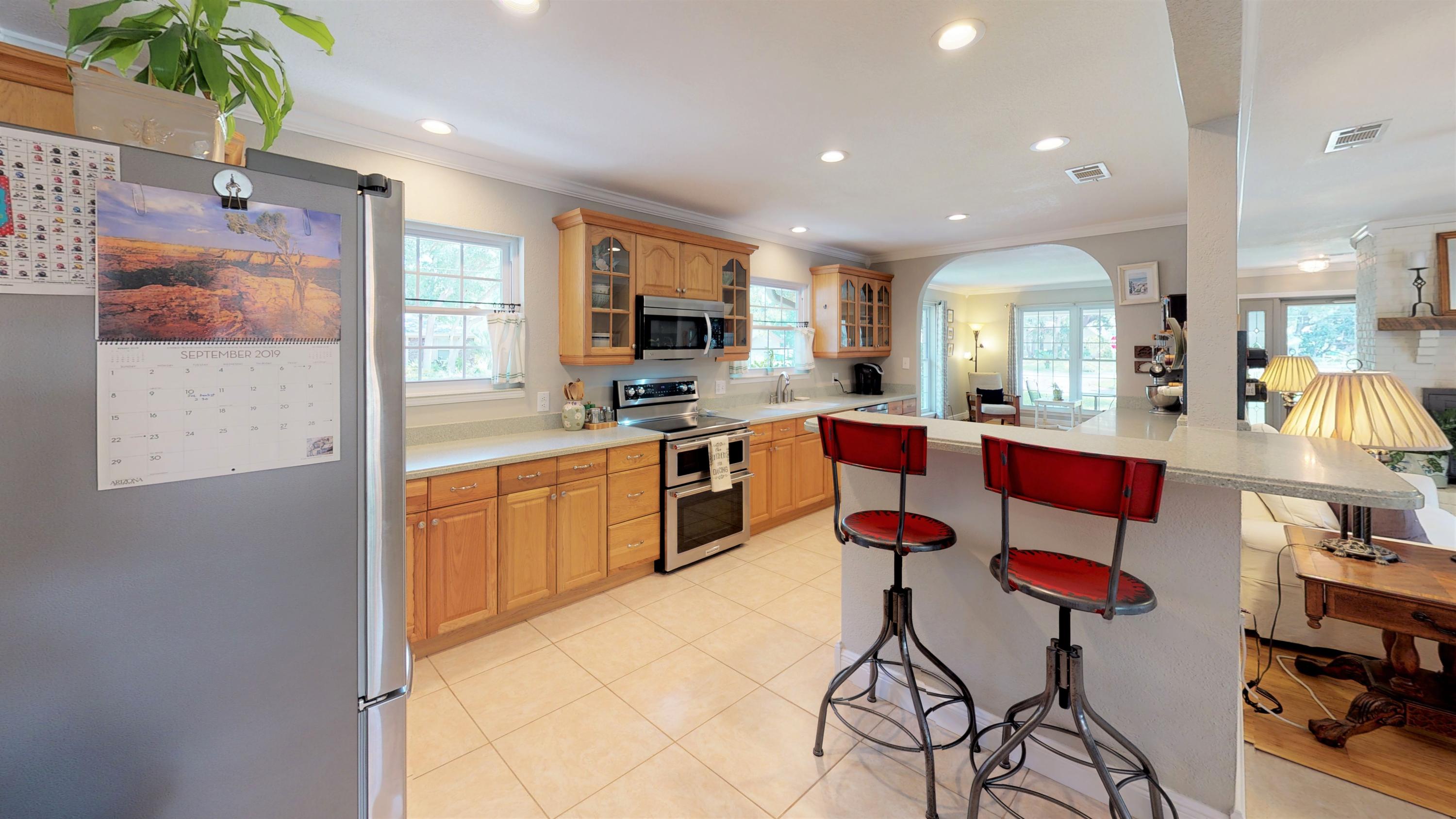 PINEWOOD ESTATES - Residential