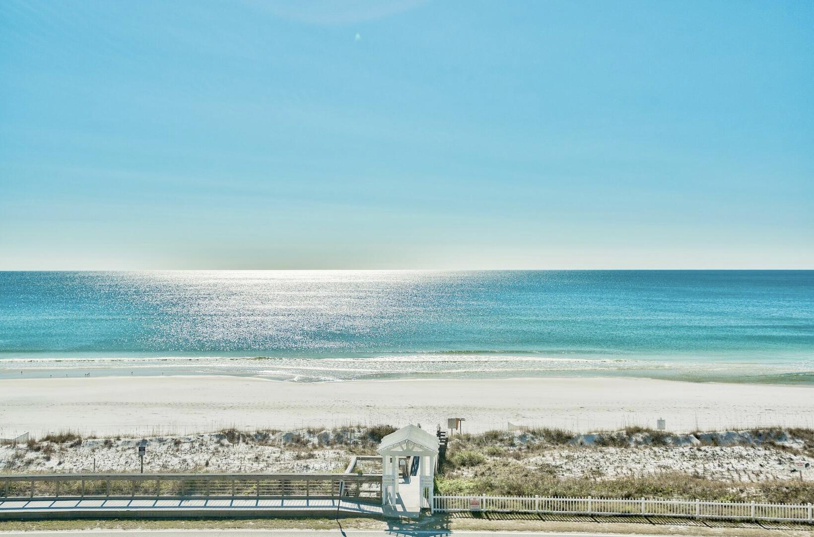 BEACH RETREAT - Residential