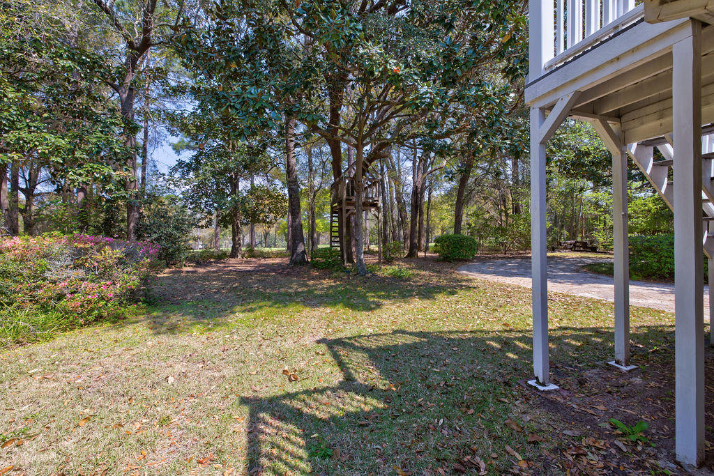 ROCKY BAYOU COUNTRY CLUB ESTATES 1 - Residential