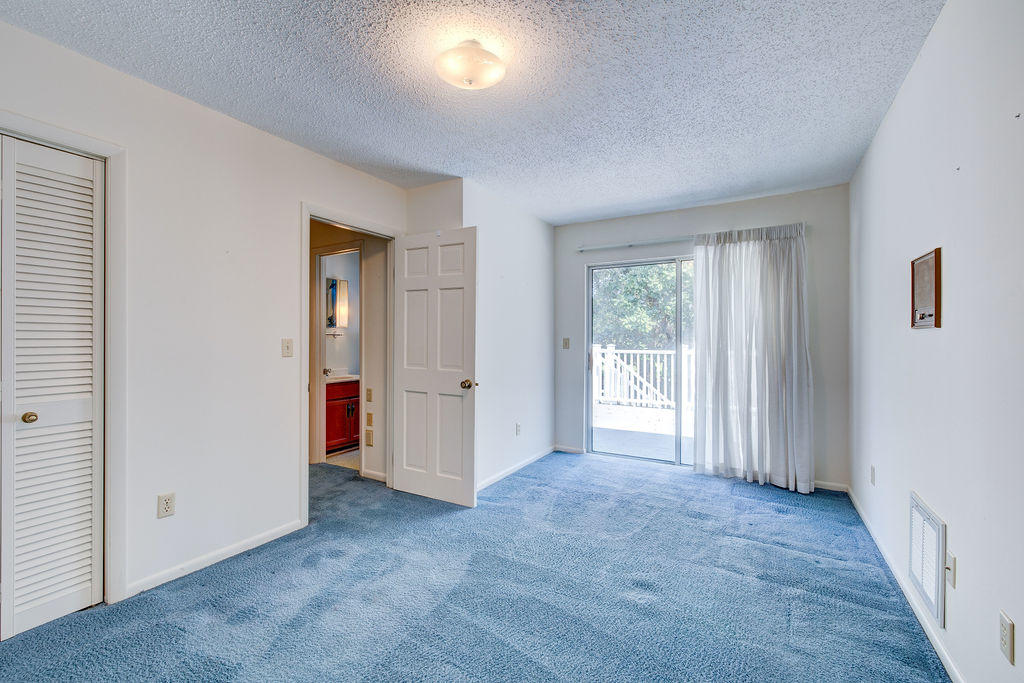 ROCKY BAYOU COUNTRY CLUB ESTATES 1 - Residential