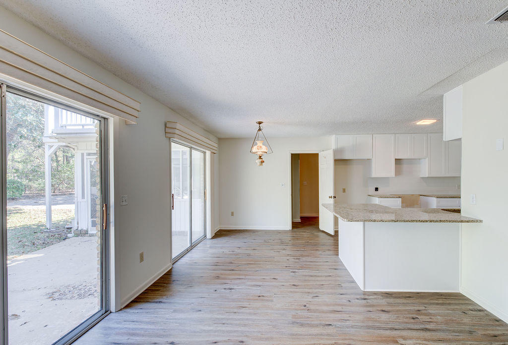 ROCKY BAYOU COUNTRY CLUB ESTATES 1 - Residential