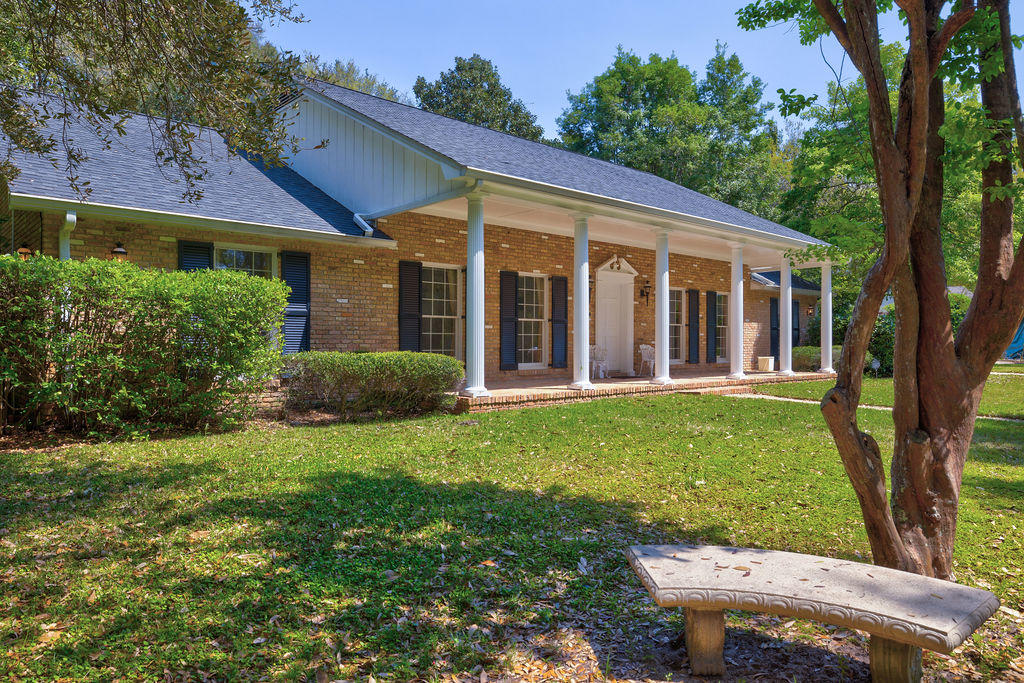 ROCKY BAYOU COUNTRY CLUB ESTATES 1 - Residential