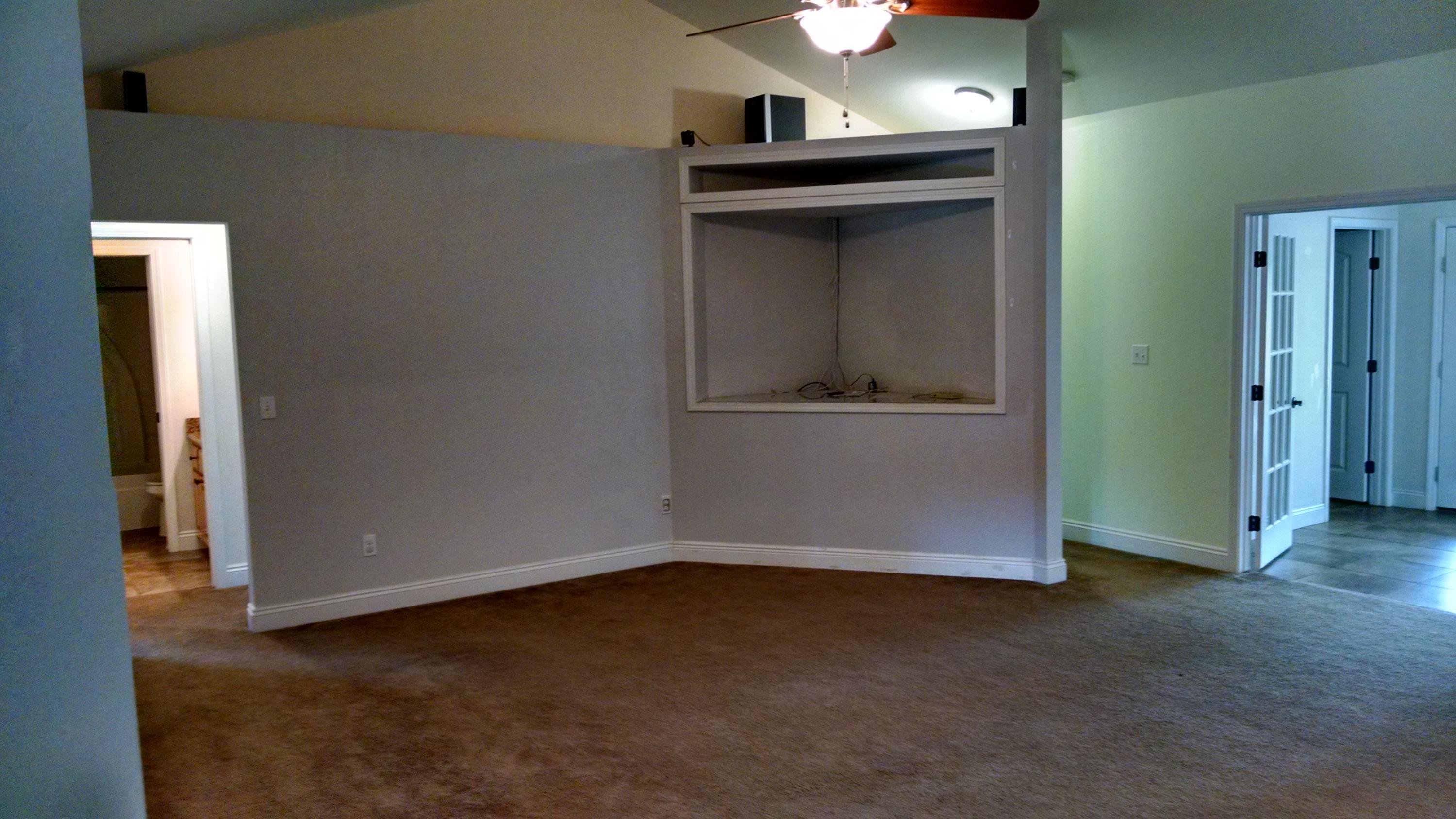 HIDDEN VALLEY - Residential Lease