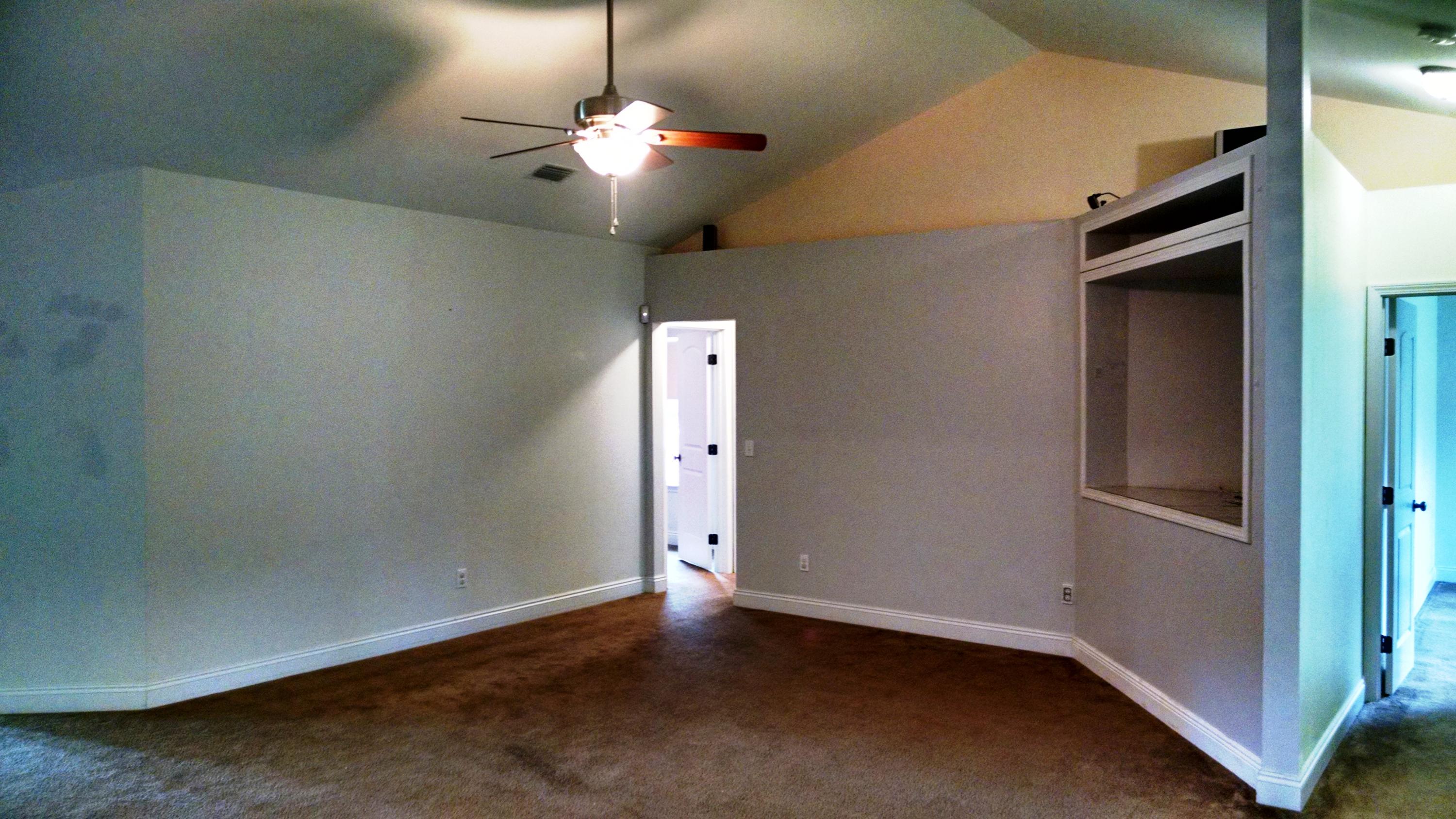 HIDDEN VALLEY - Residential Lease