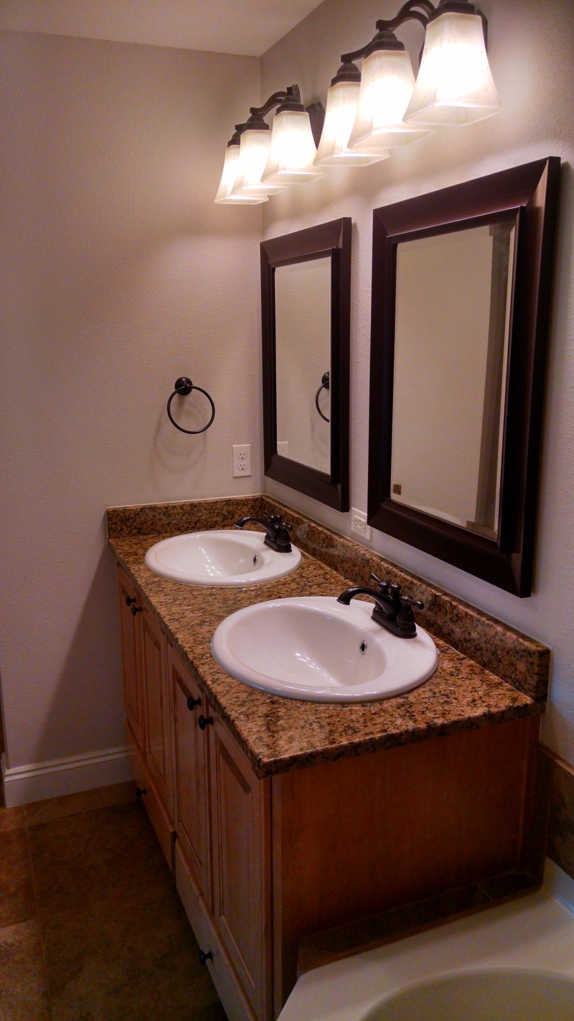 HIDDEN VALLEY - Residential Lease