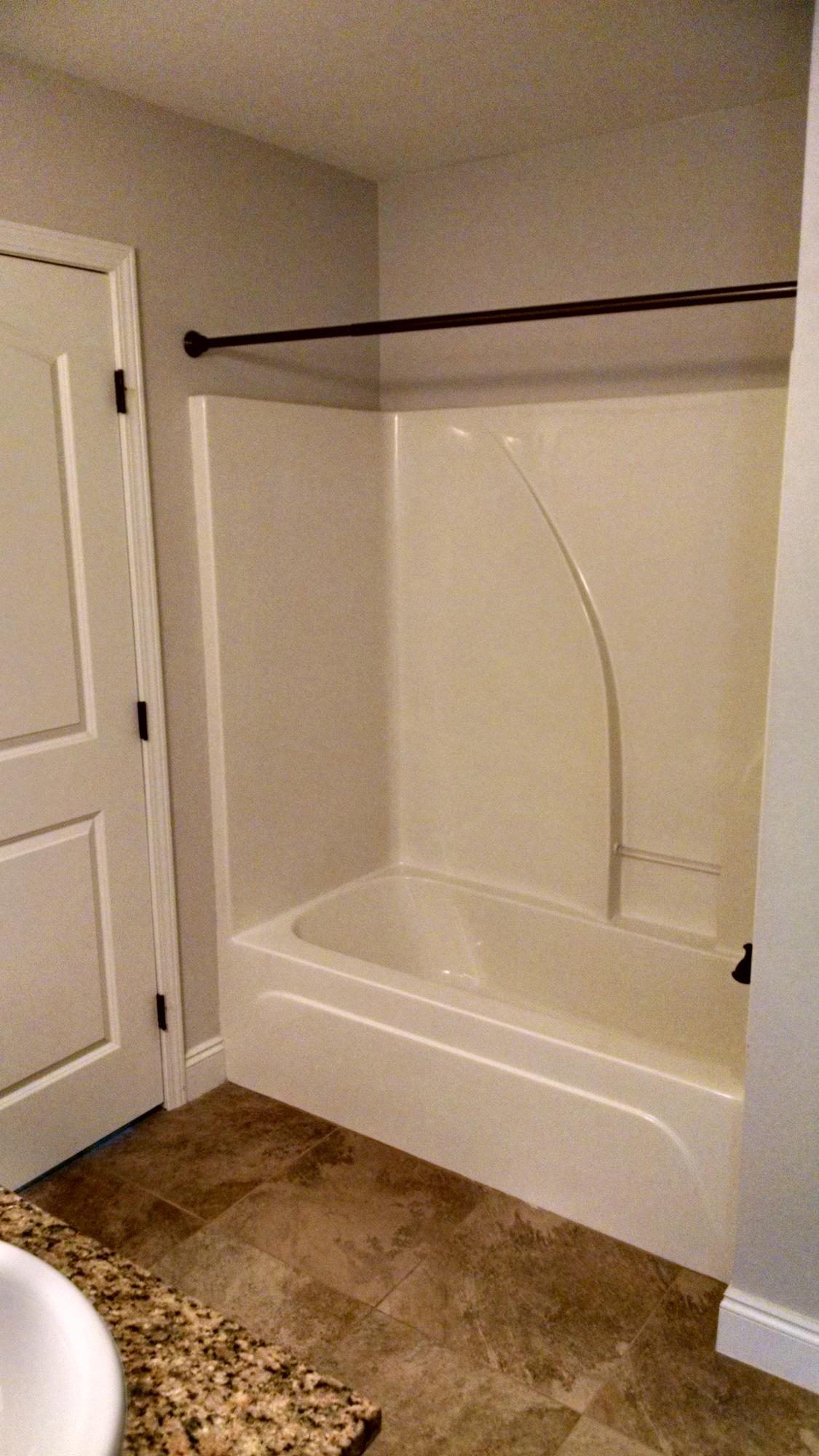 HIDDEN VALLEY - Residential Lease