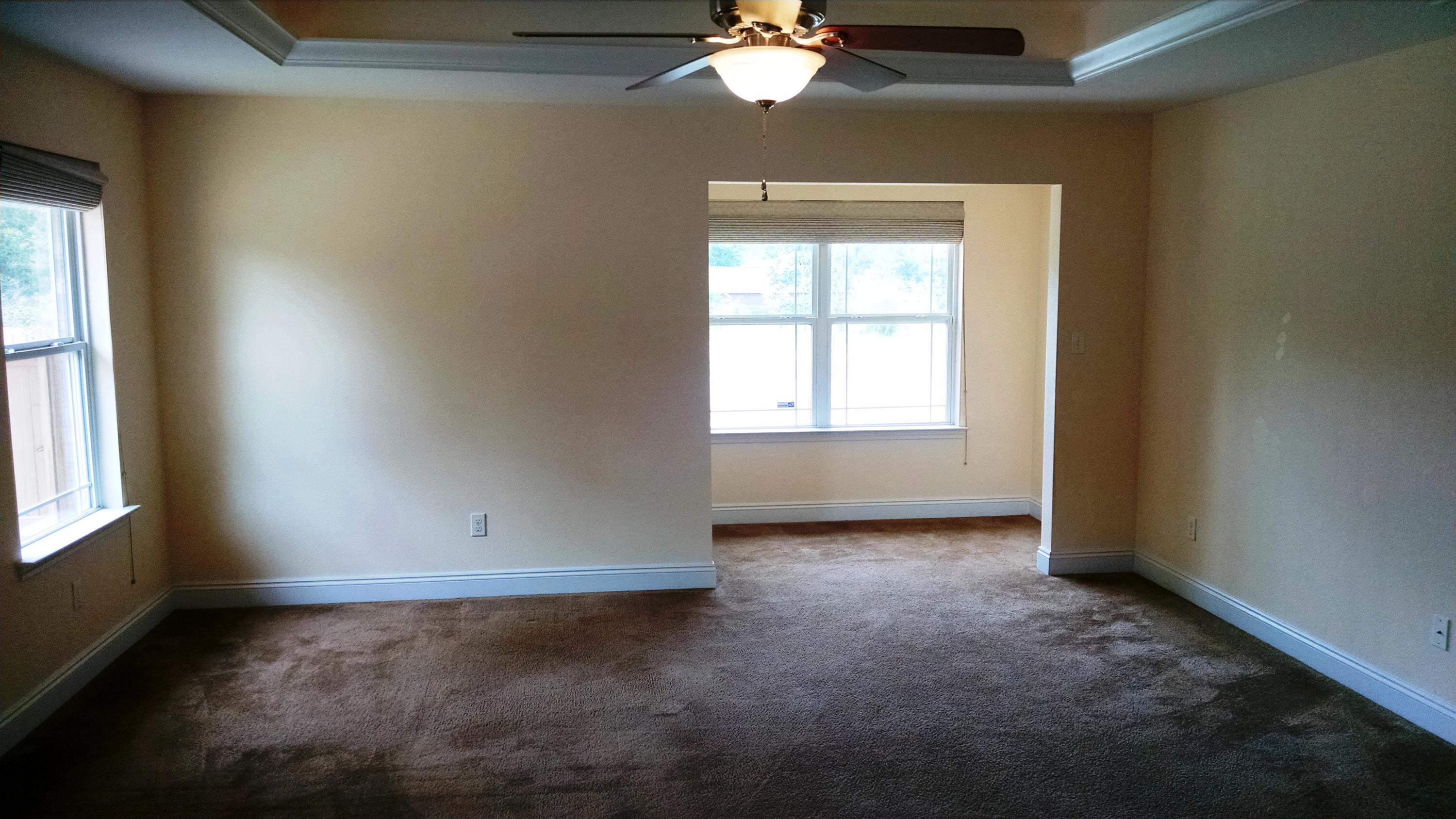 HIDDEN VALLEY - Residential Lease