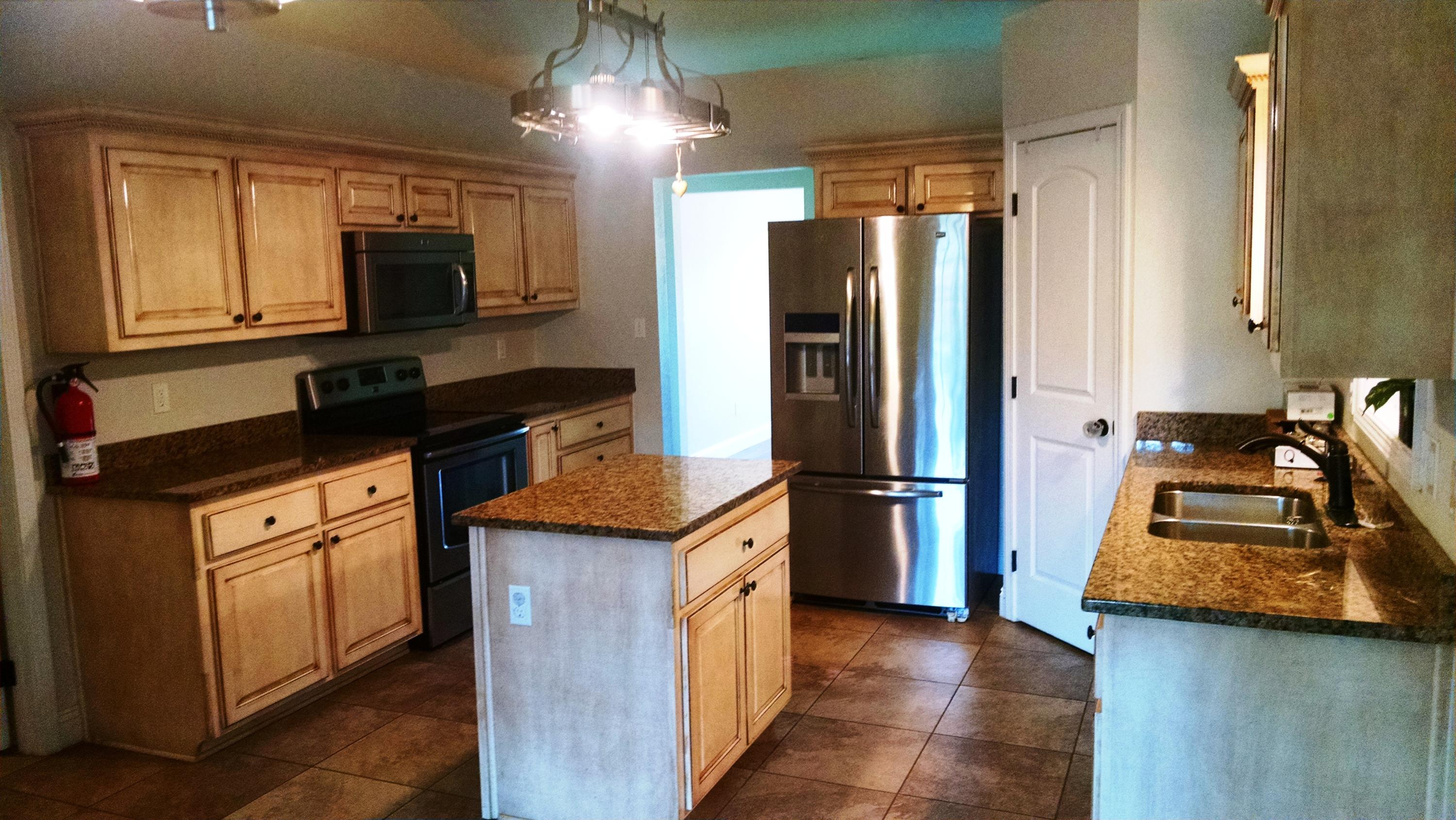 HIDDEN VALLEY - Residential Lease