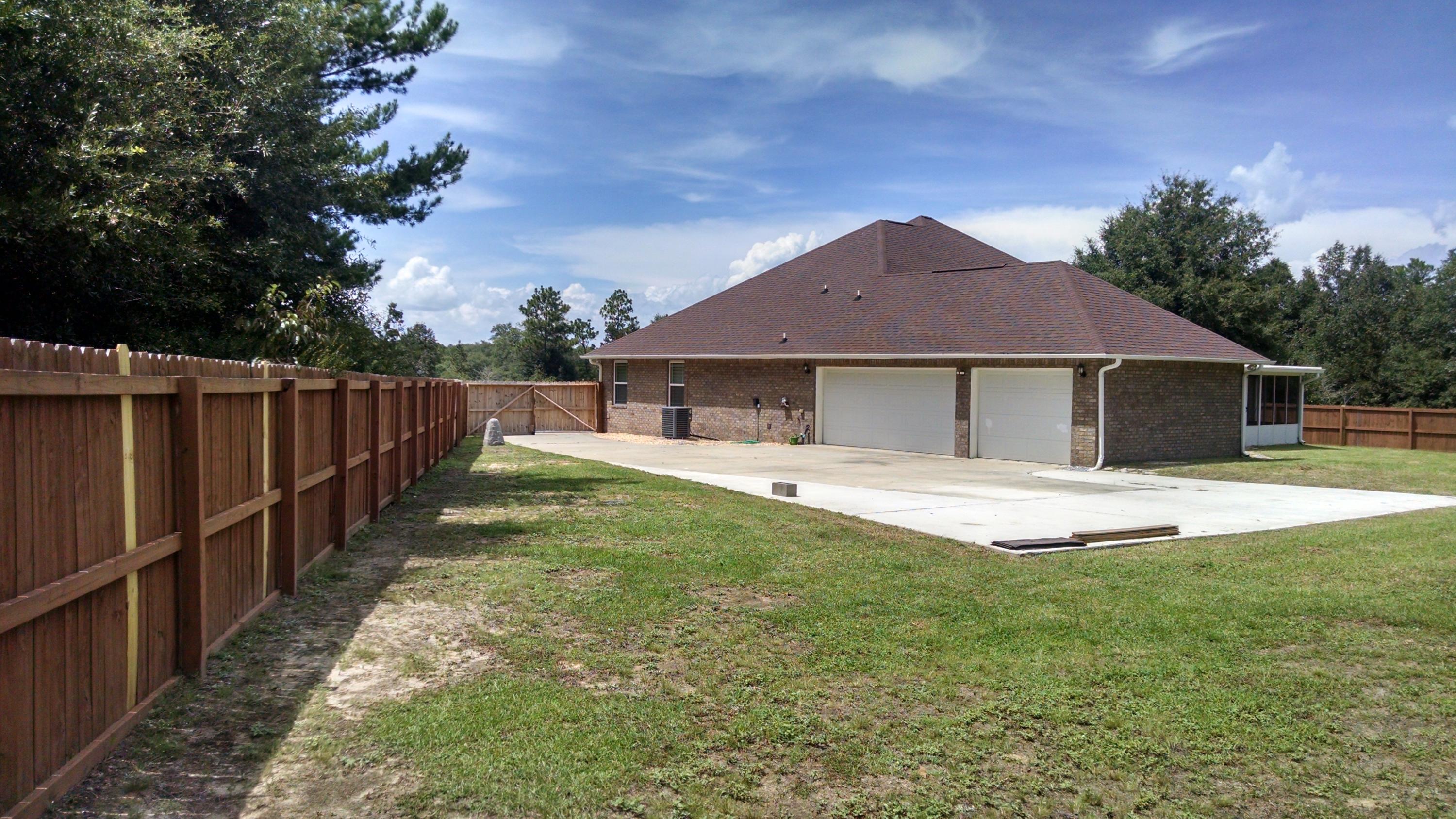 HIDDEN VALLEY - Residential Lease