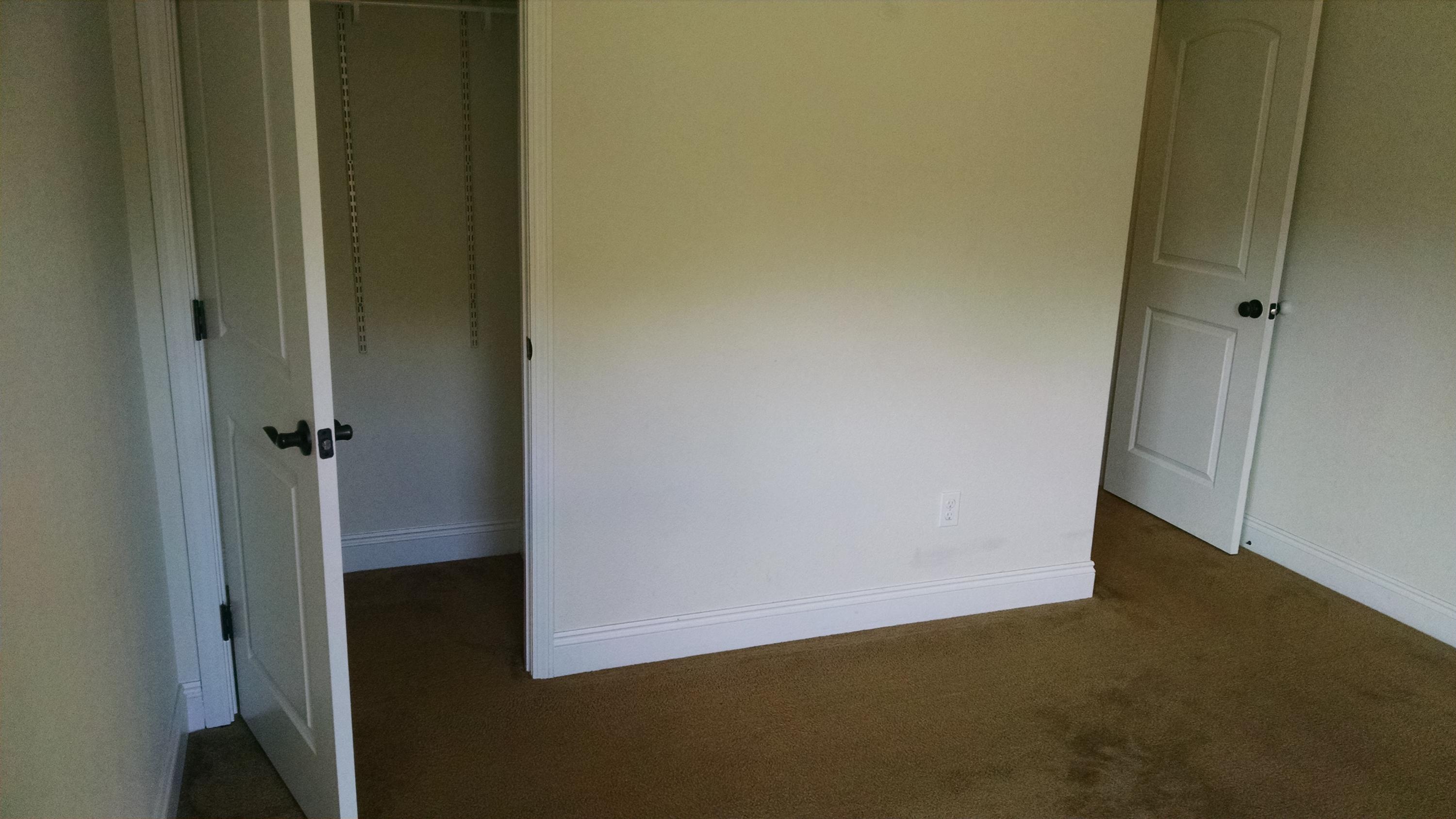 HIDDEN VALLEY - Residential Lease