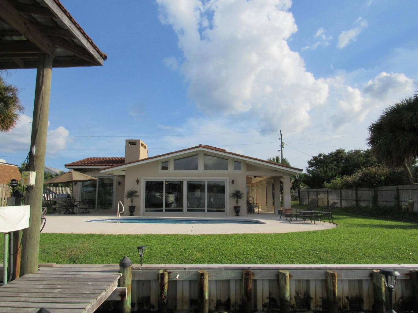 SANTA ROSA ISLAND LOT 476 BLK 8 - Residential