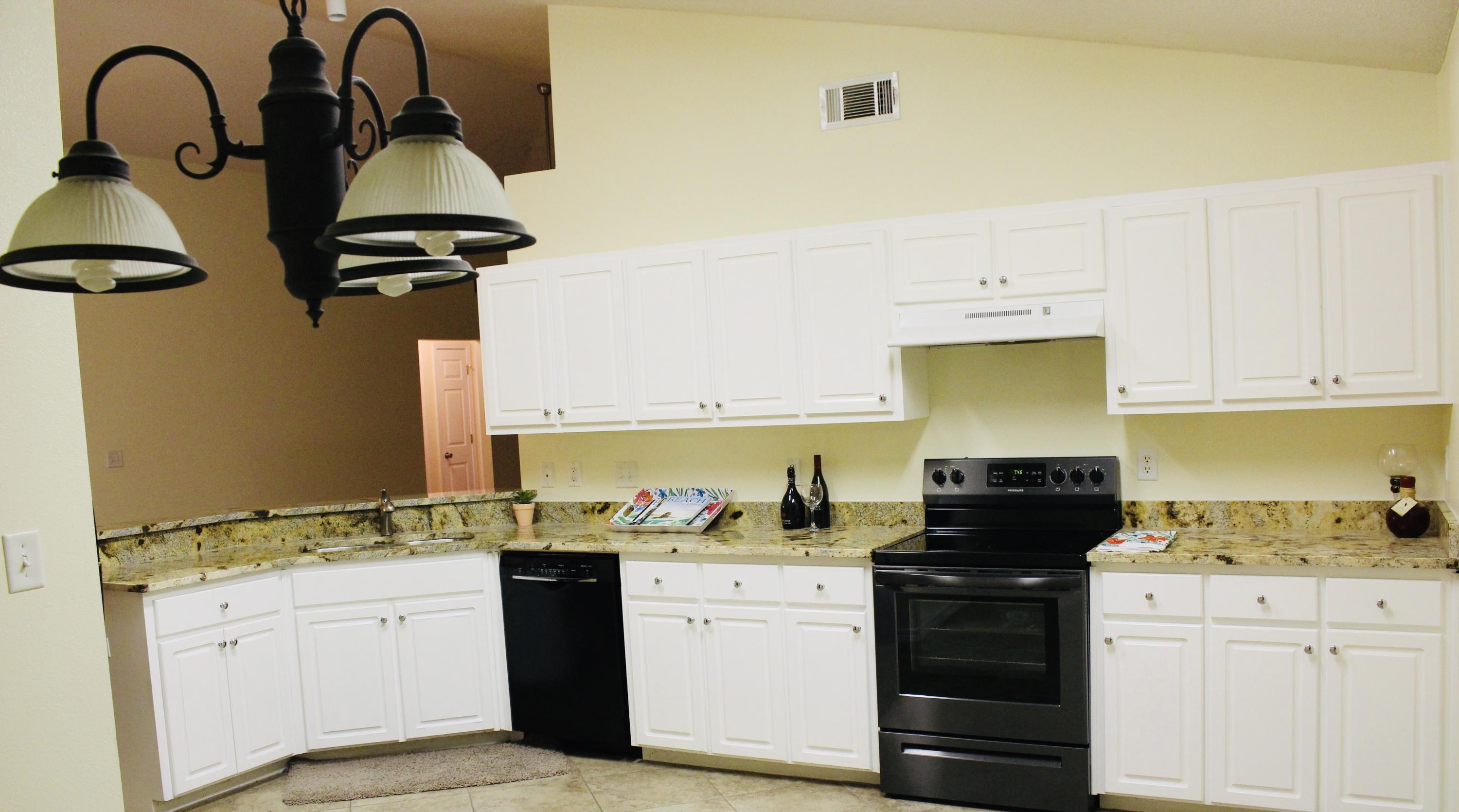 MARSH HARBOR - Residential