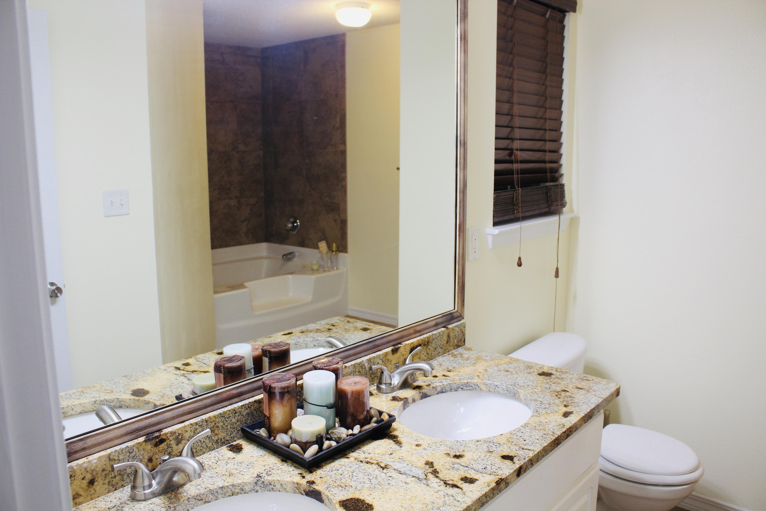 MARSH HARBOR - Residential