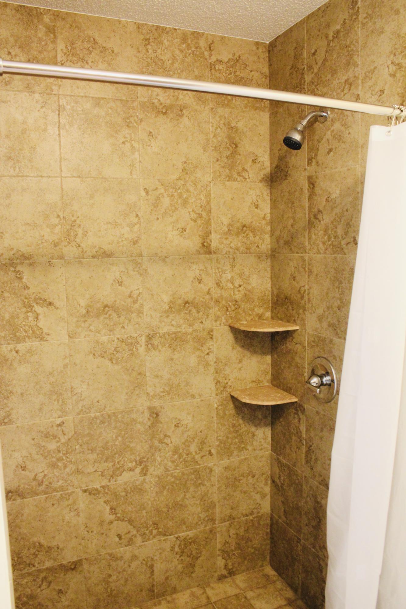 MARSH HARBOR - Residential