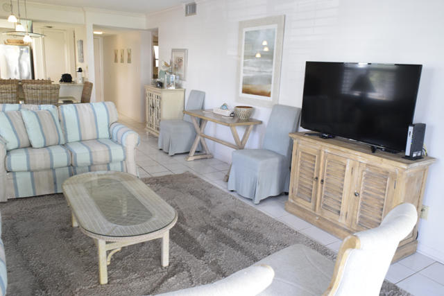 EL MATADOR CONDOMINIUM - Residential