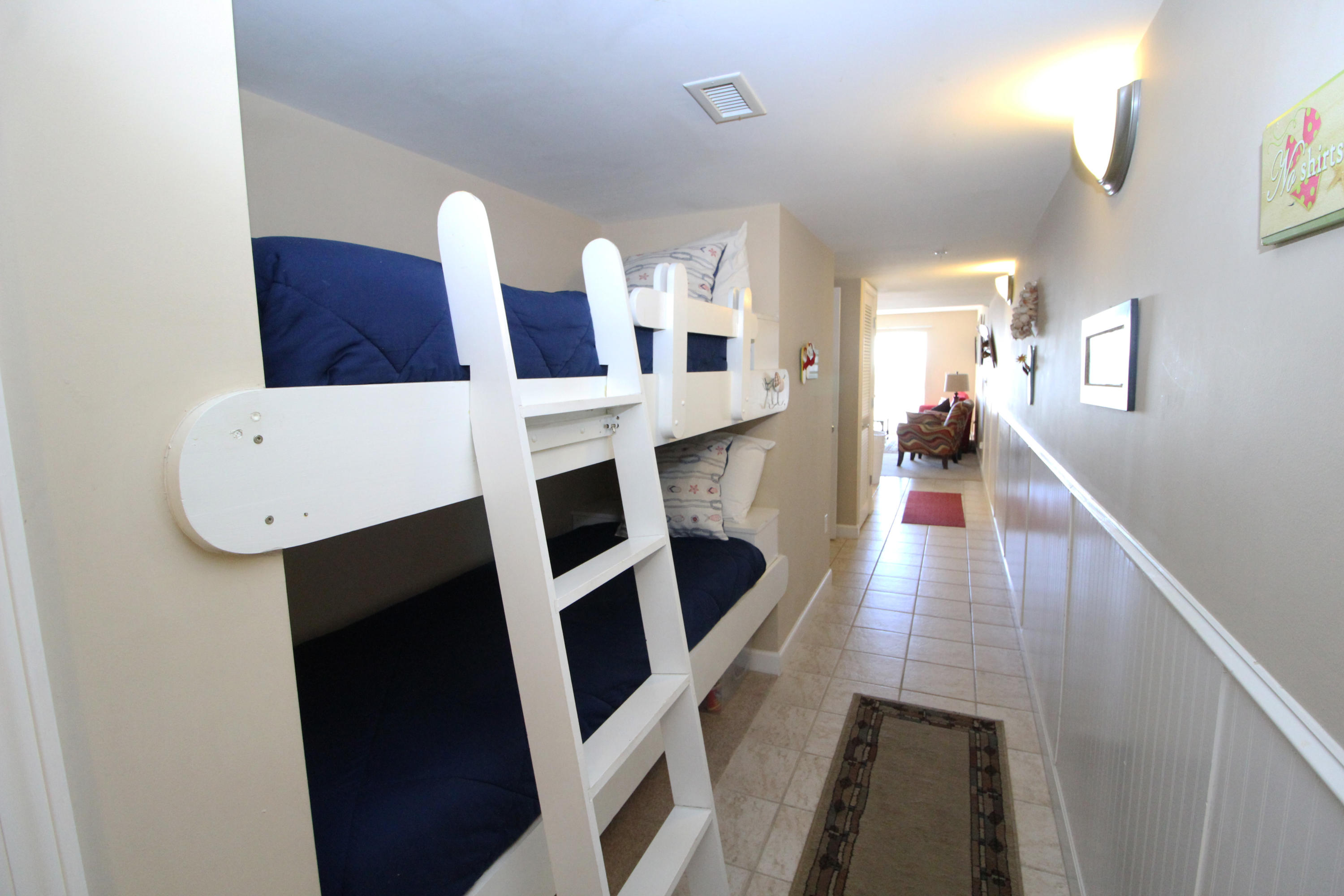 PELICAN ISLE - Residential