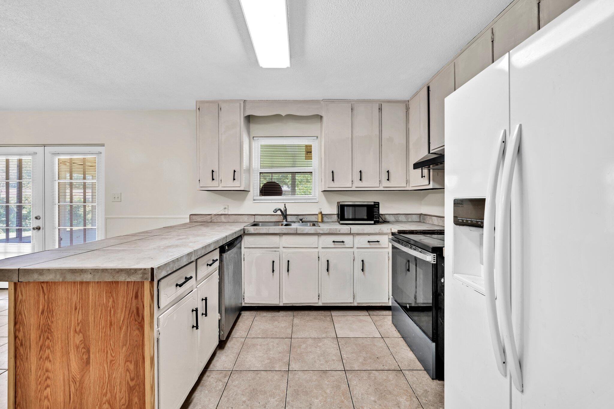 MIRAMAR ESTATES 4TH ADDN - Residential