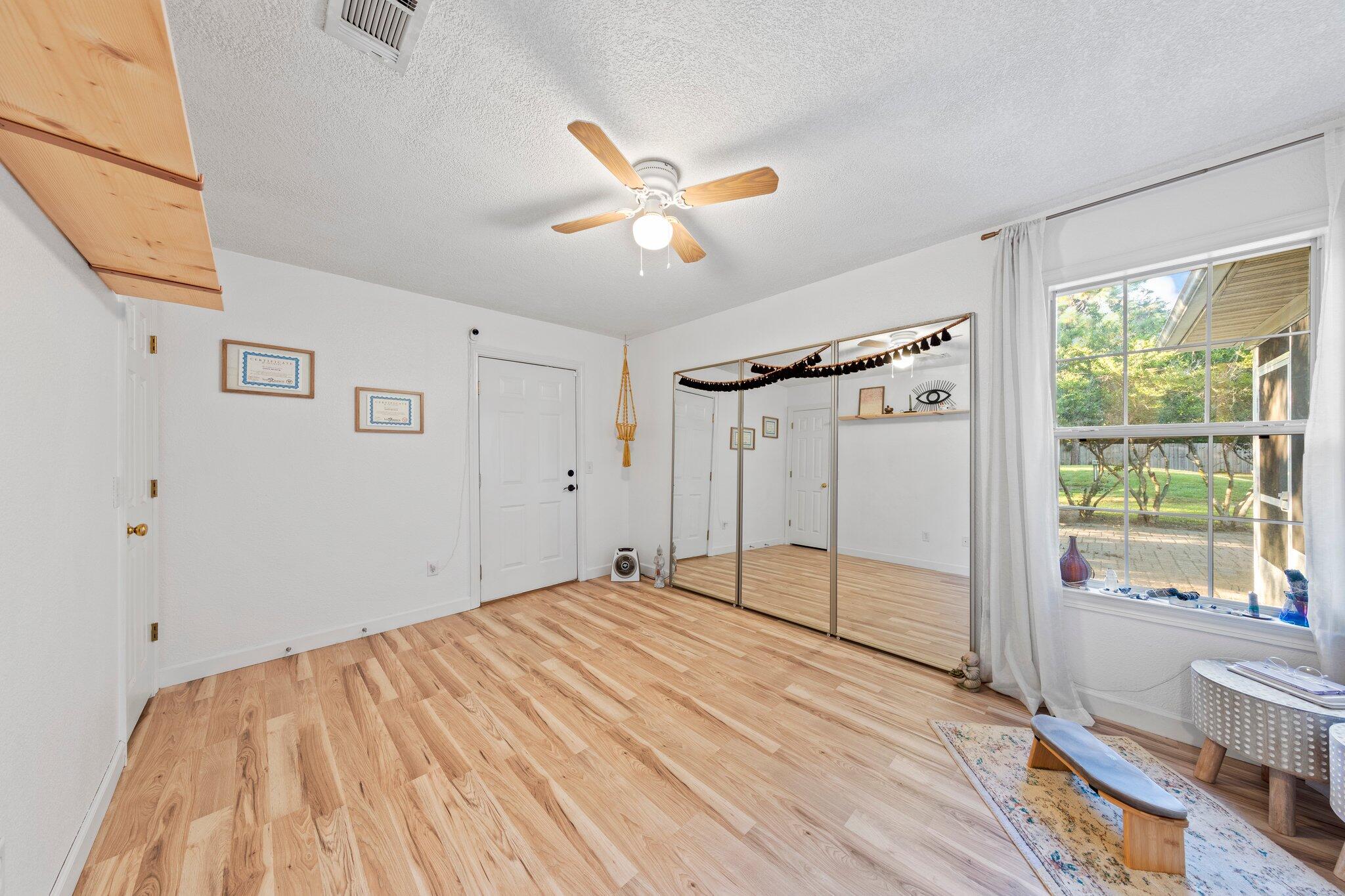 NAVARRE S/D 2ND ADDN - Residential