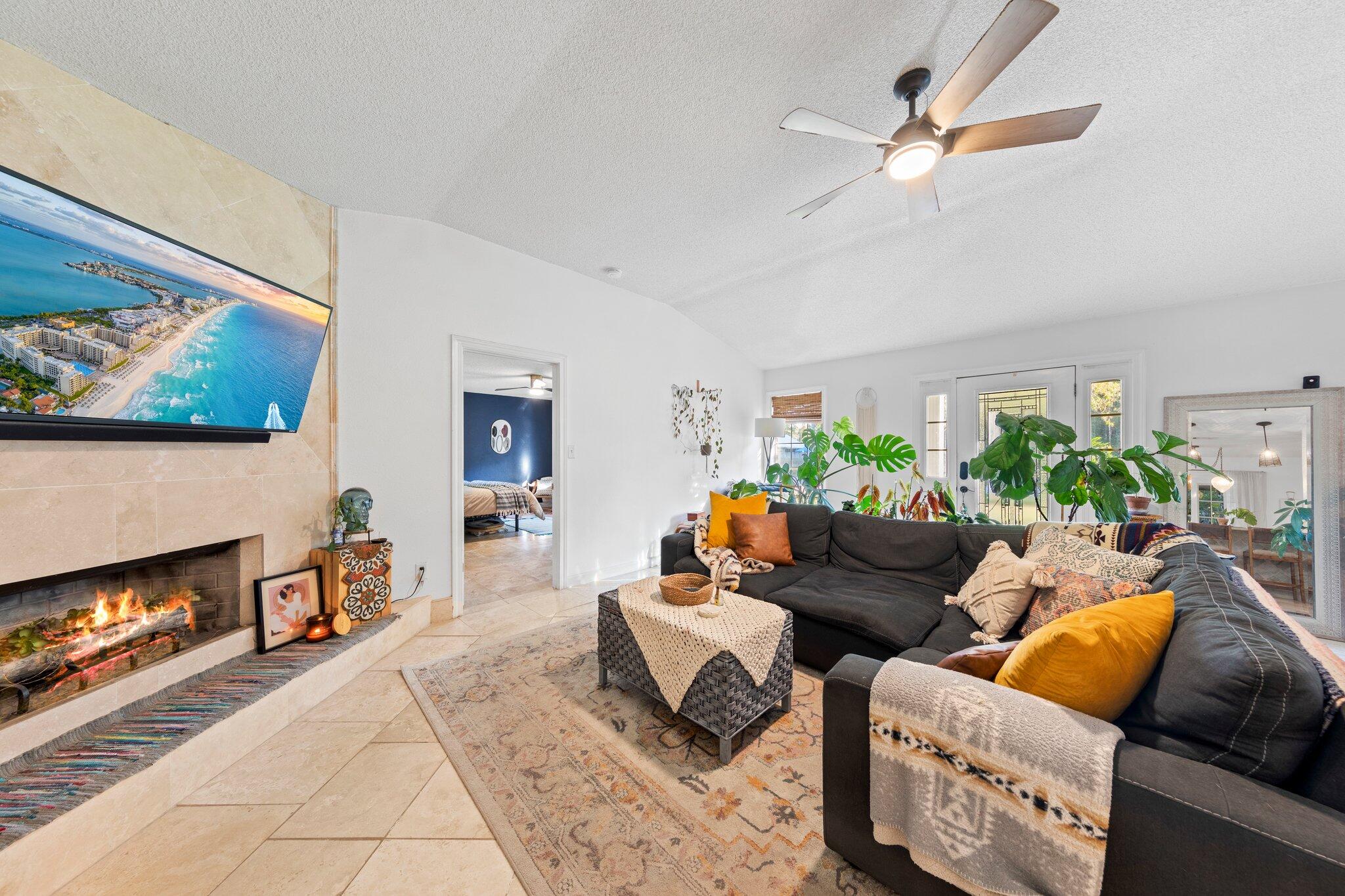 NAVARRE S/D 2ND ADDN - Residential